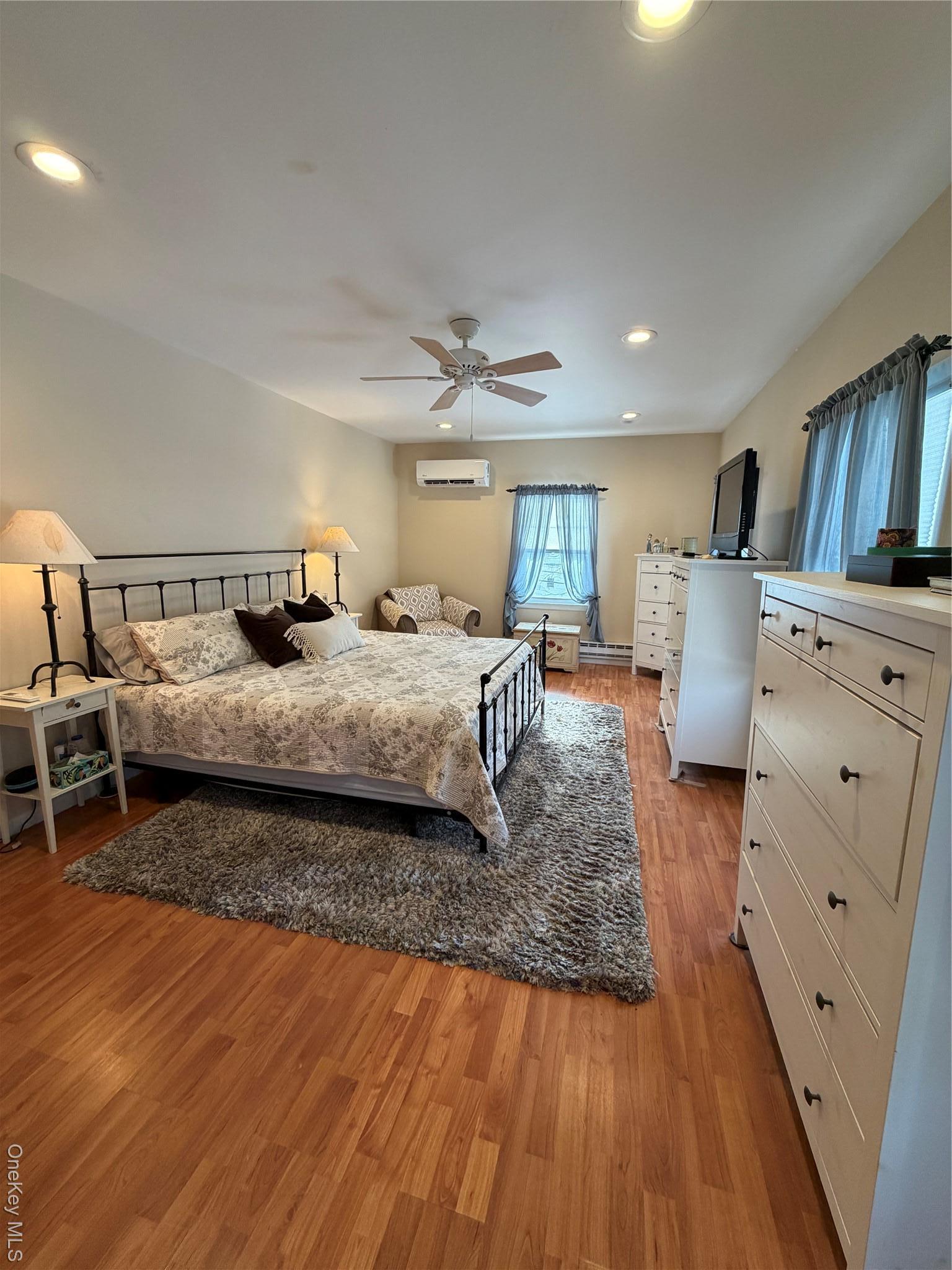 Single Family Dutchess  Dutchess County, NY 12546, MLS-950061-14