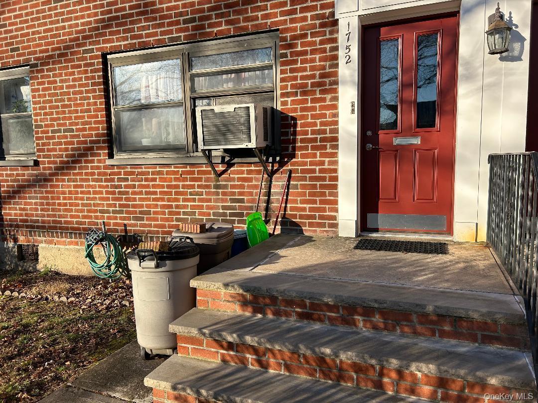 Coop 166th  Queens, NY 11357, MLS-950081-23