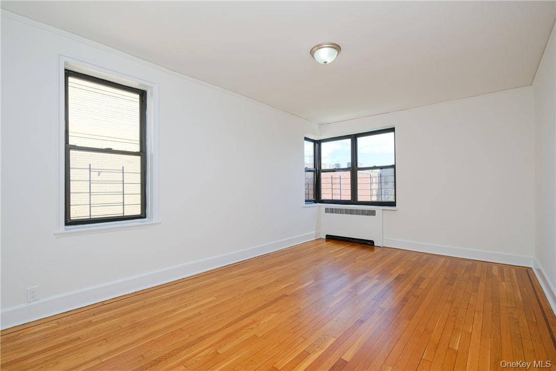 Coop Creston  Bronx, NY 10468, MLS-950092-5