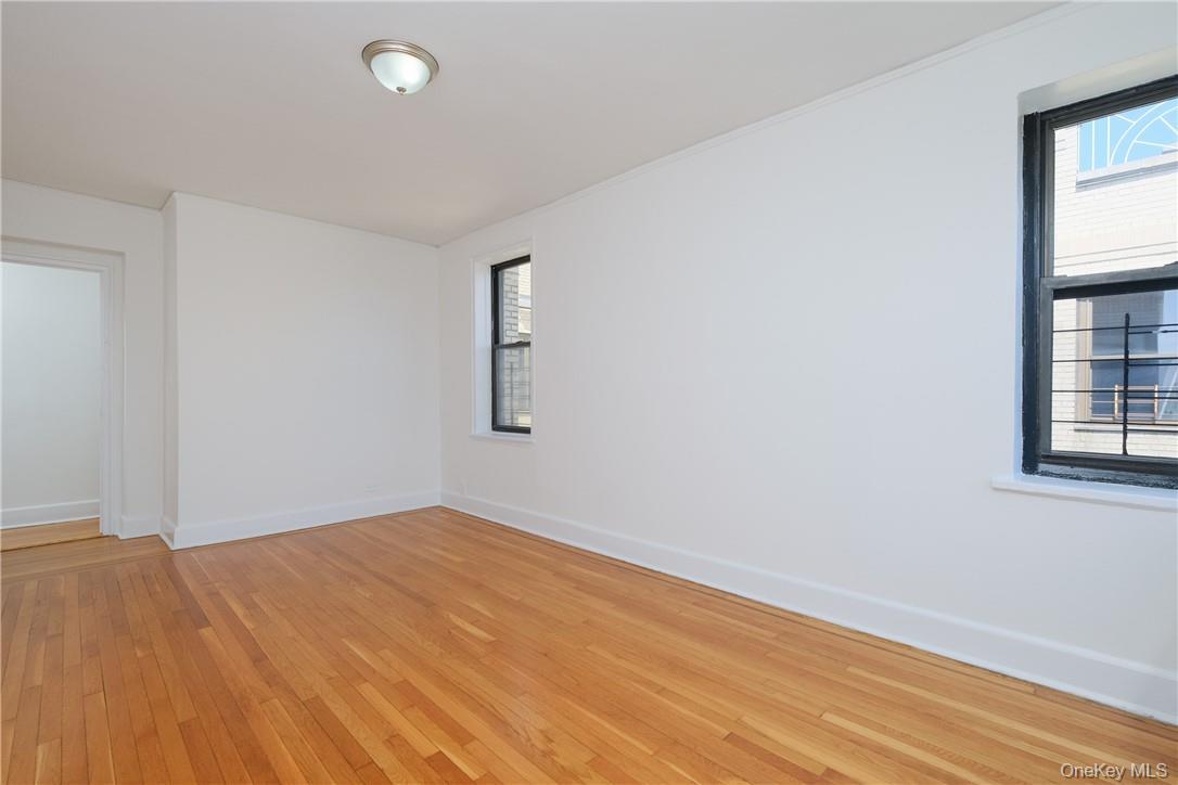 Coop Creston  Bronx, NY 10468, MLS-950092-6