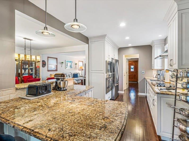 Single Family 213th  Queens, NY 11427, MLS-950095-10