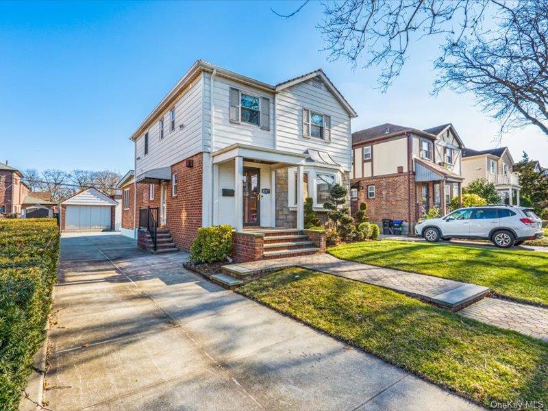 Single Family 213th  Queens, NY 11427, MLS-950095-2