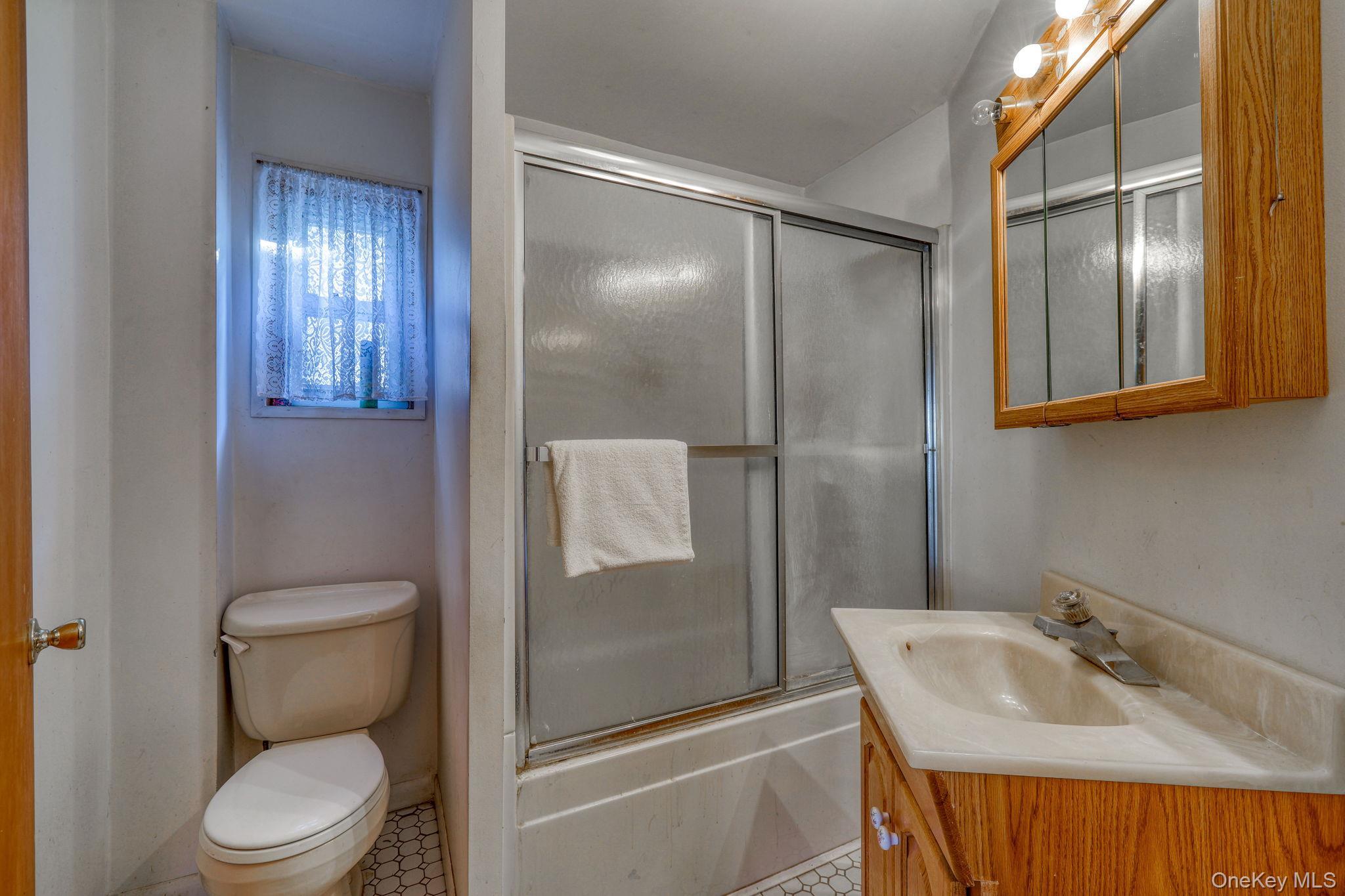 Single Family Bank  Orange County, NY 12586, MLS-950107-10