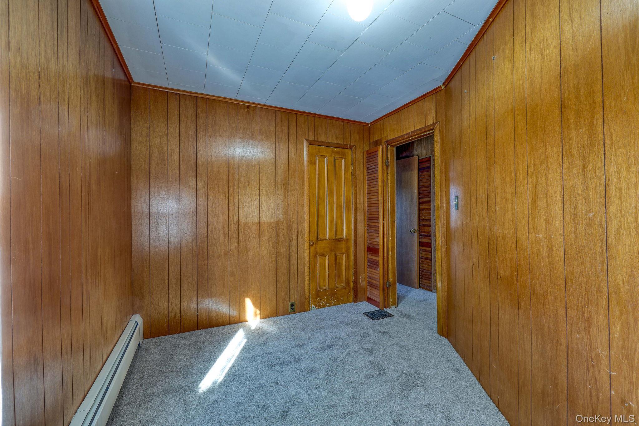 Single Family Bank  Orange County, NY 12586, MLS-950107-24