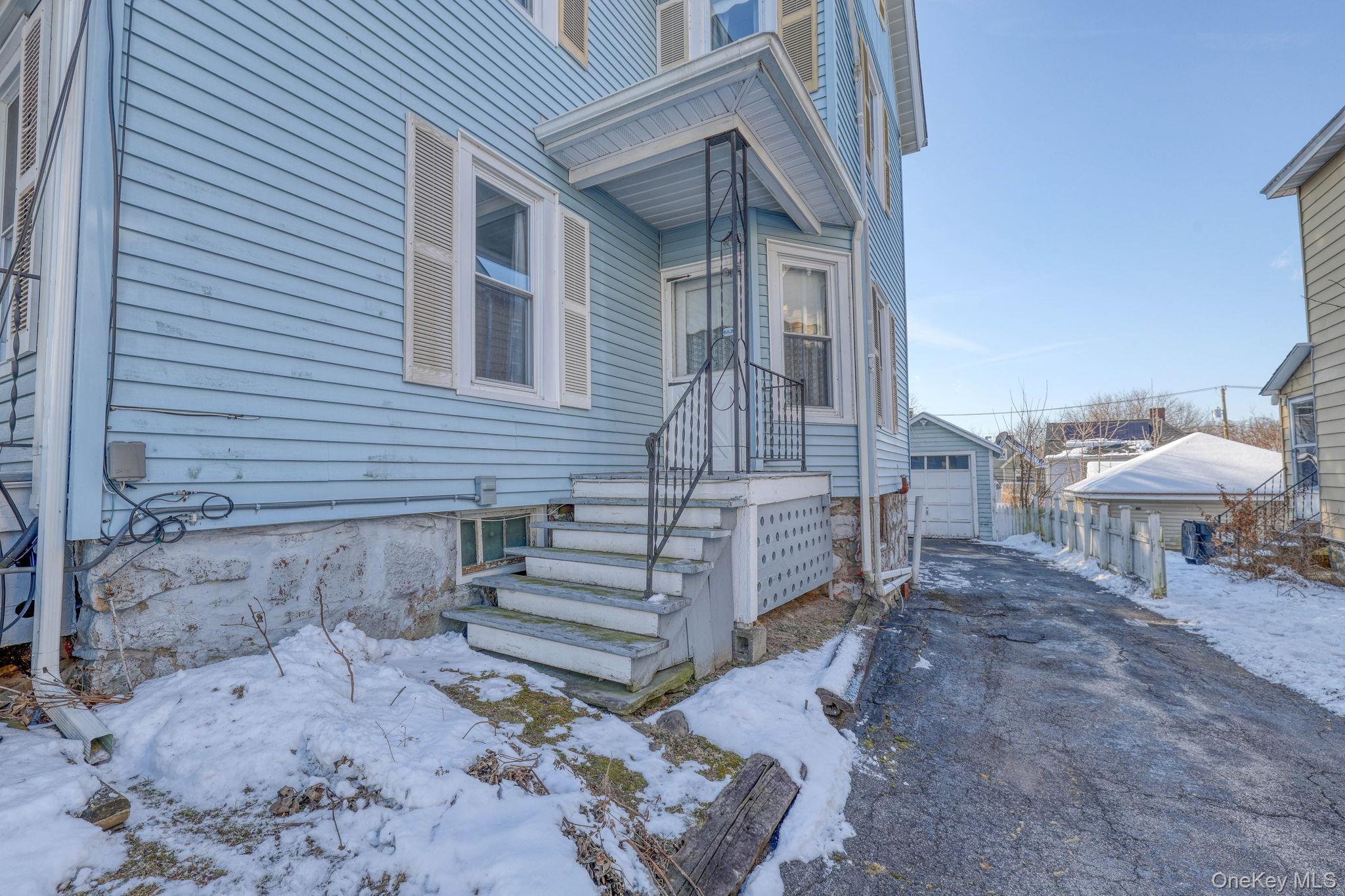 Single Family Bank  Orange County, NY 12586, MLS-950107-33