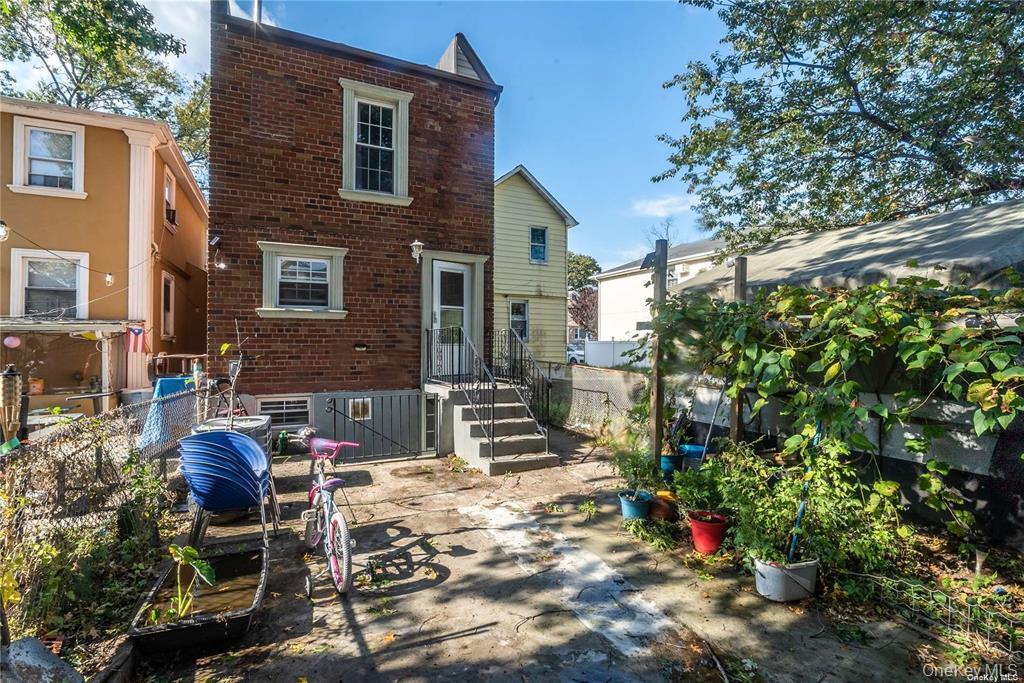 Single Family 134th  Queens, NY 11420, MLS-950112-22
