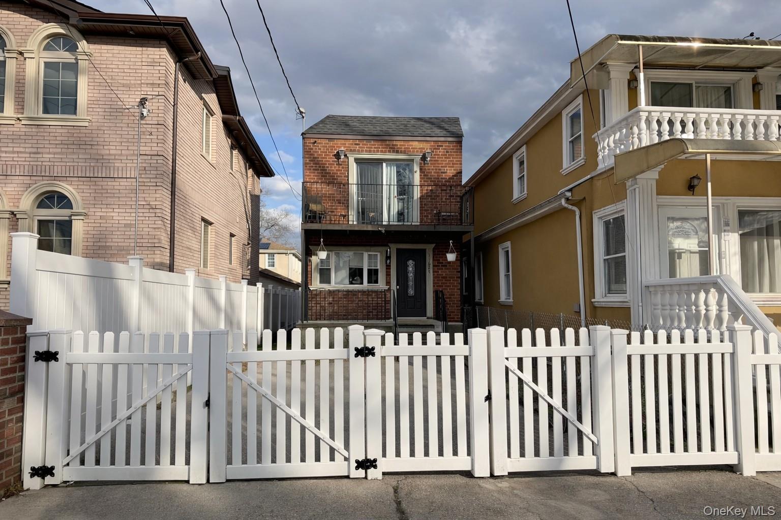 Single Family 134th  Queens, NY 11420, MLS-950112-3