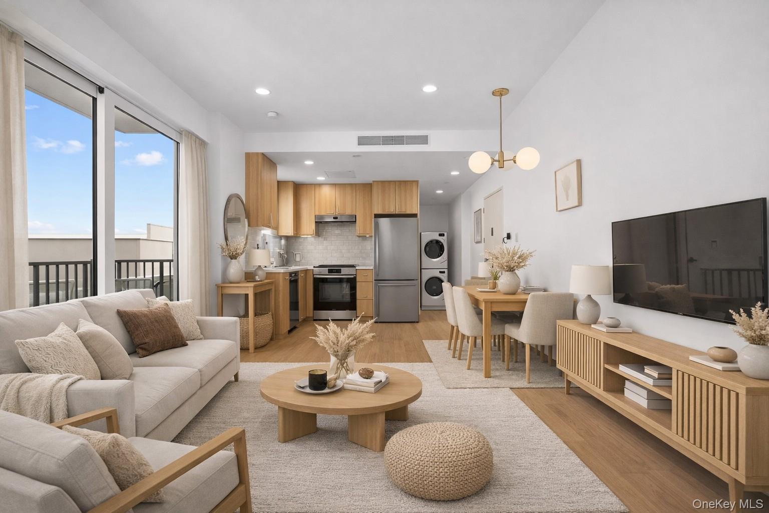 Condo Northern Blvd Queens, NY 11354, MLS-950115-2