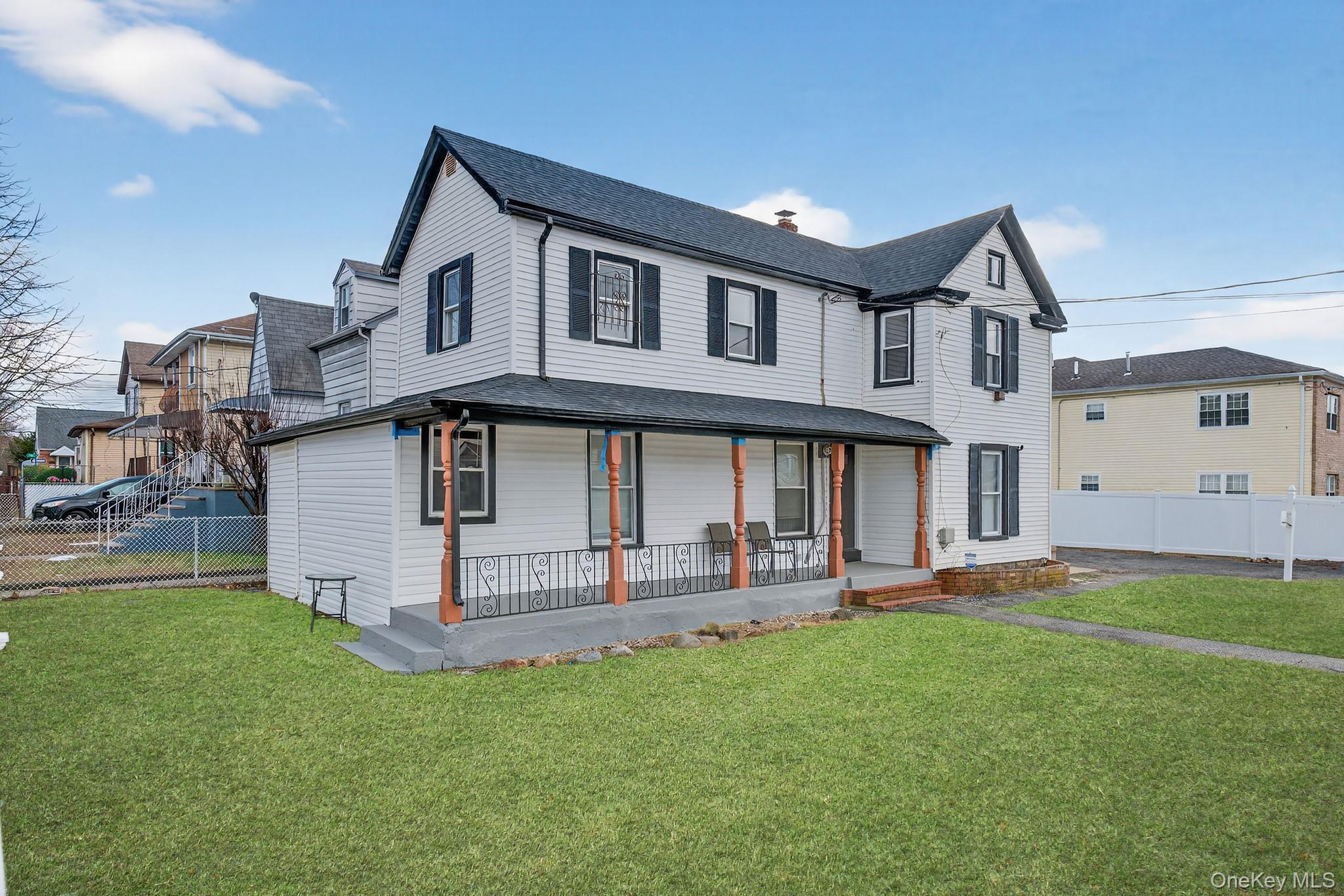 Single Family 220th  Queens, NY 11413, MLS-950117-23