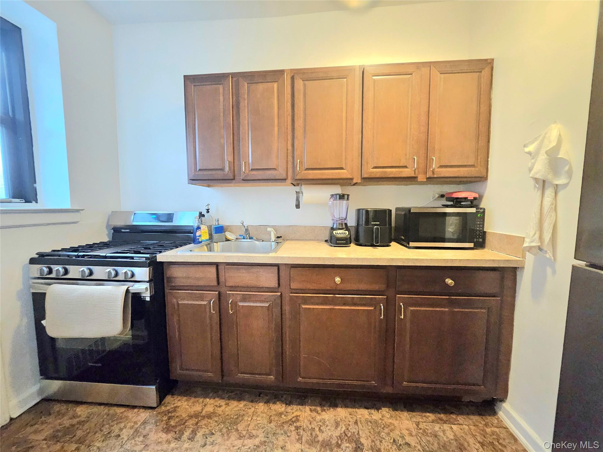 Coop 34  Queens, NY 11368, MLS-950118-12