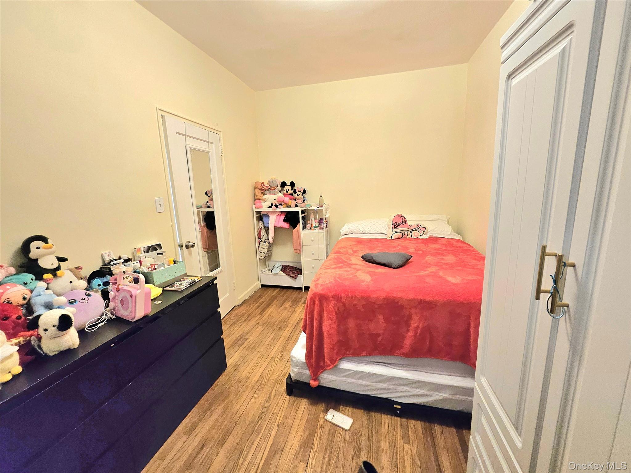 Coop 34  Queens, NY 11368, MLS-950118-19