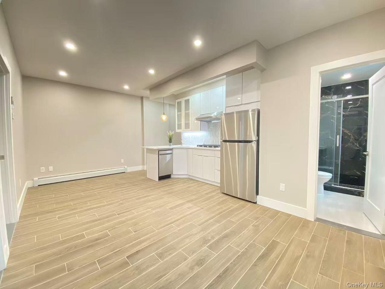 Apartment 69th Road  Brooklyn, NY 11357, MLS-950132-4