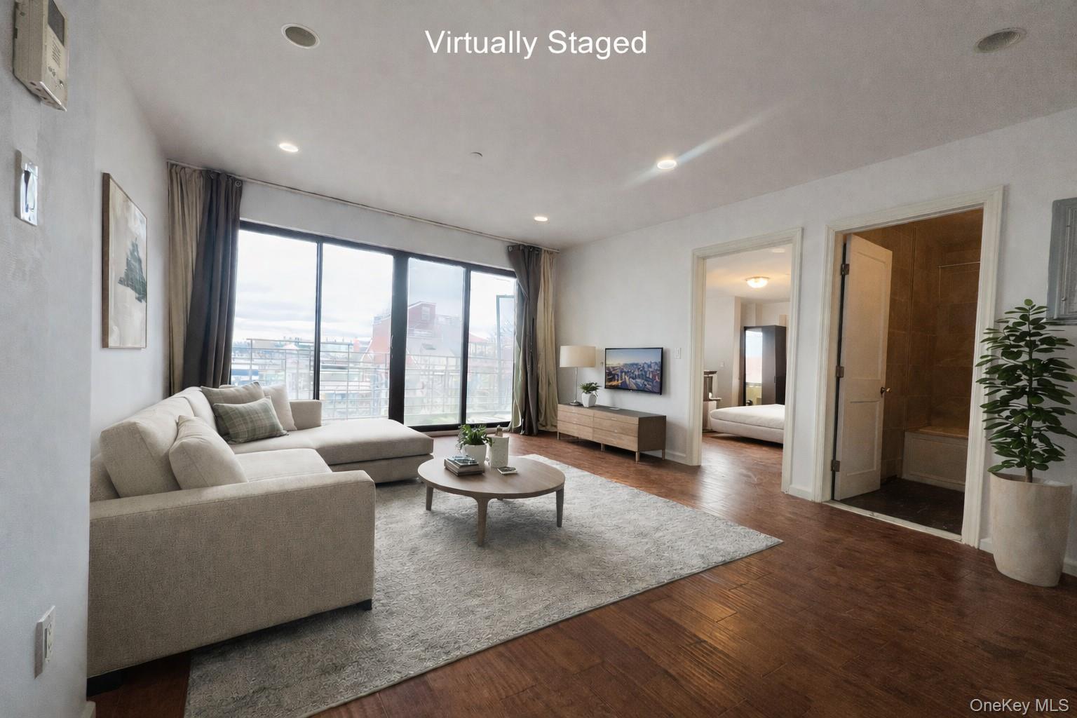 Condo 137th  Queens, NY 11354, MLS-950150-2