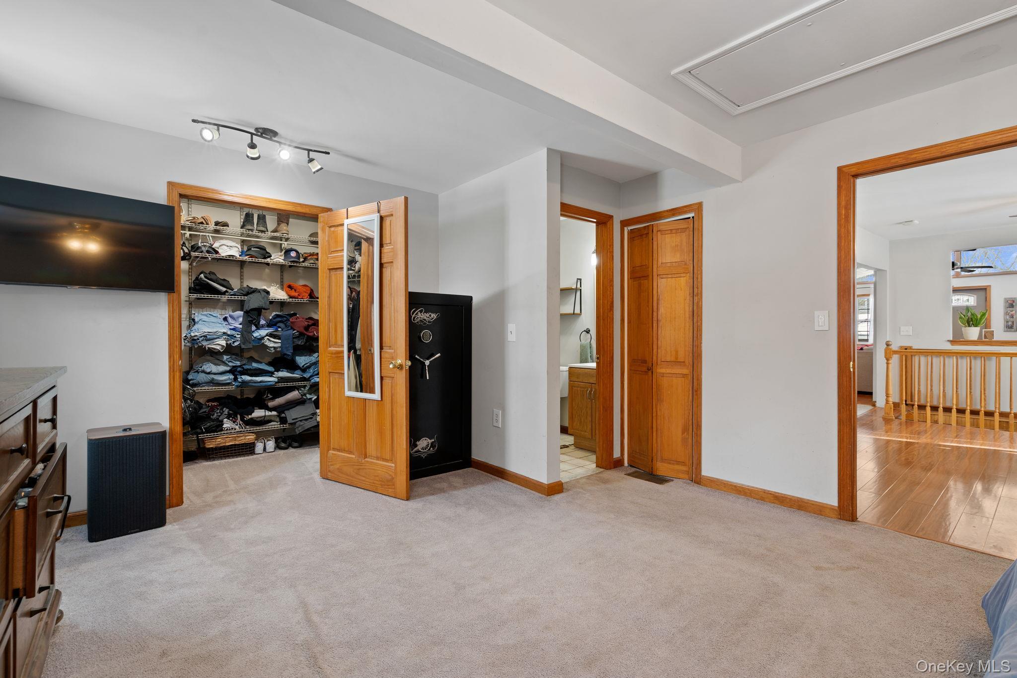 Single Family John  Orange County, NY 12543, MLS-950169-21