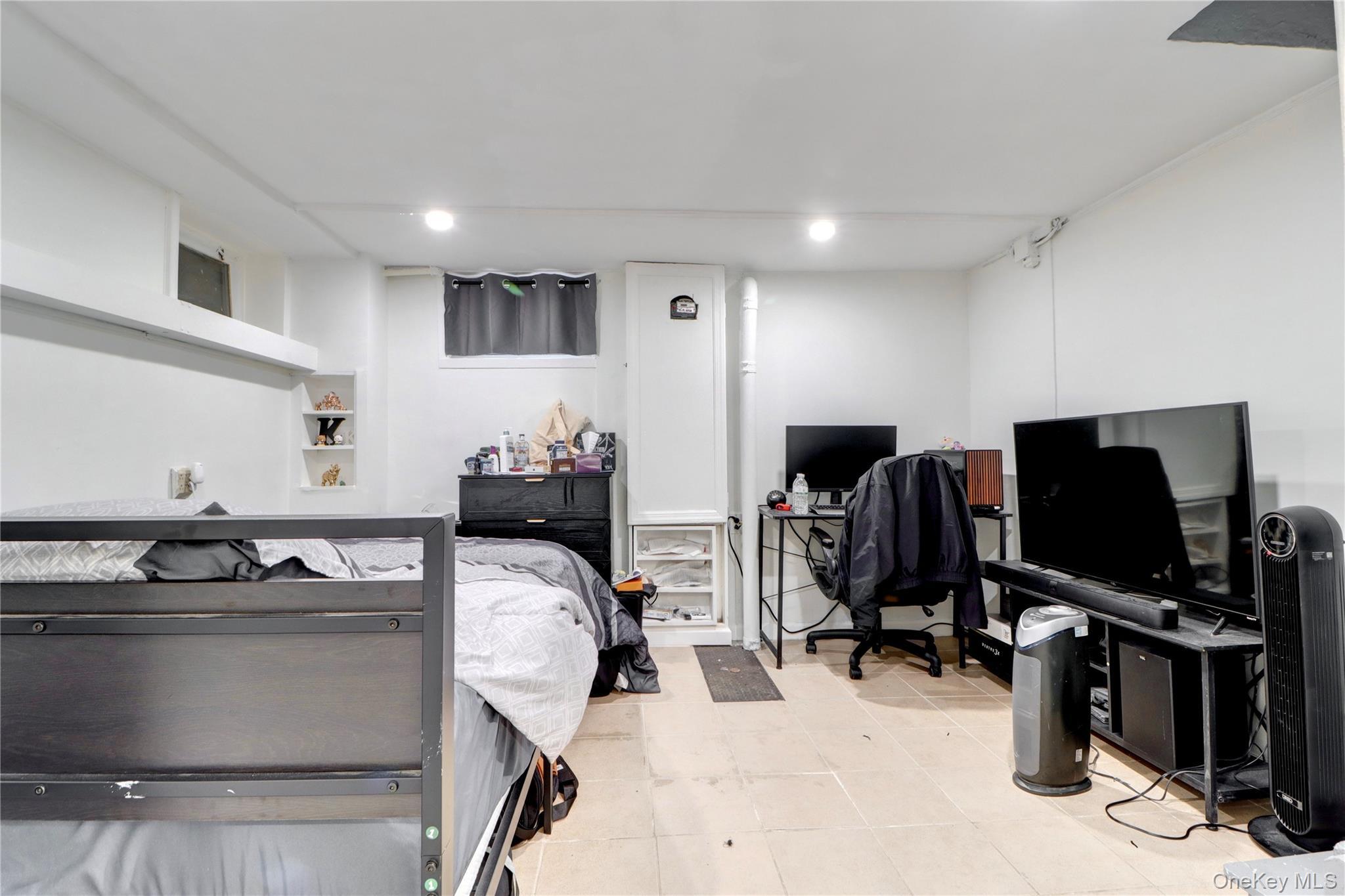 Single Family 145th  Queens, NY 11436, MLS-950192-17