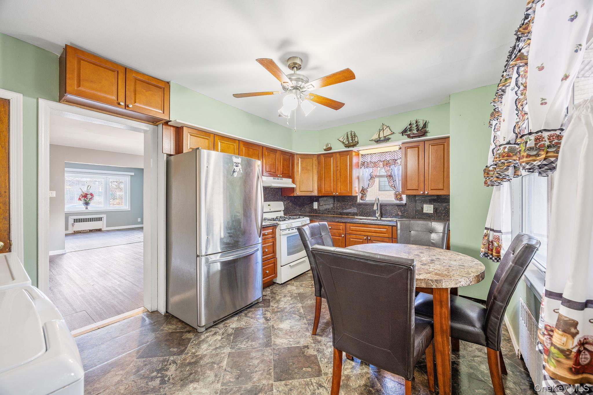 Single Family Bristol  Queens, NY 11417, MLS-950208-11