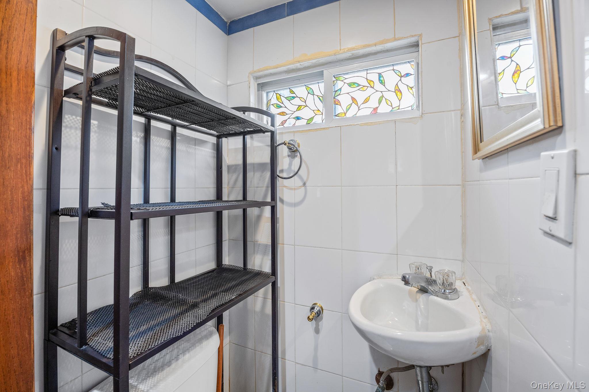 Single Family Bristol  Queens, NY 11417, MLS-950208-13