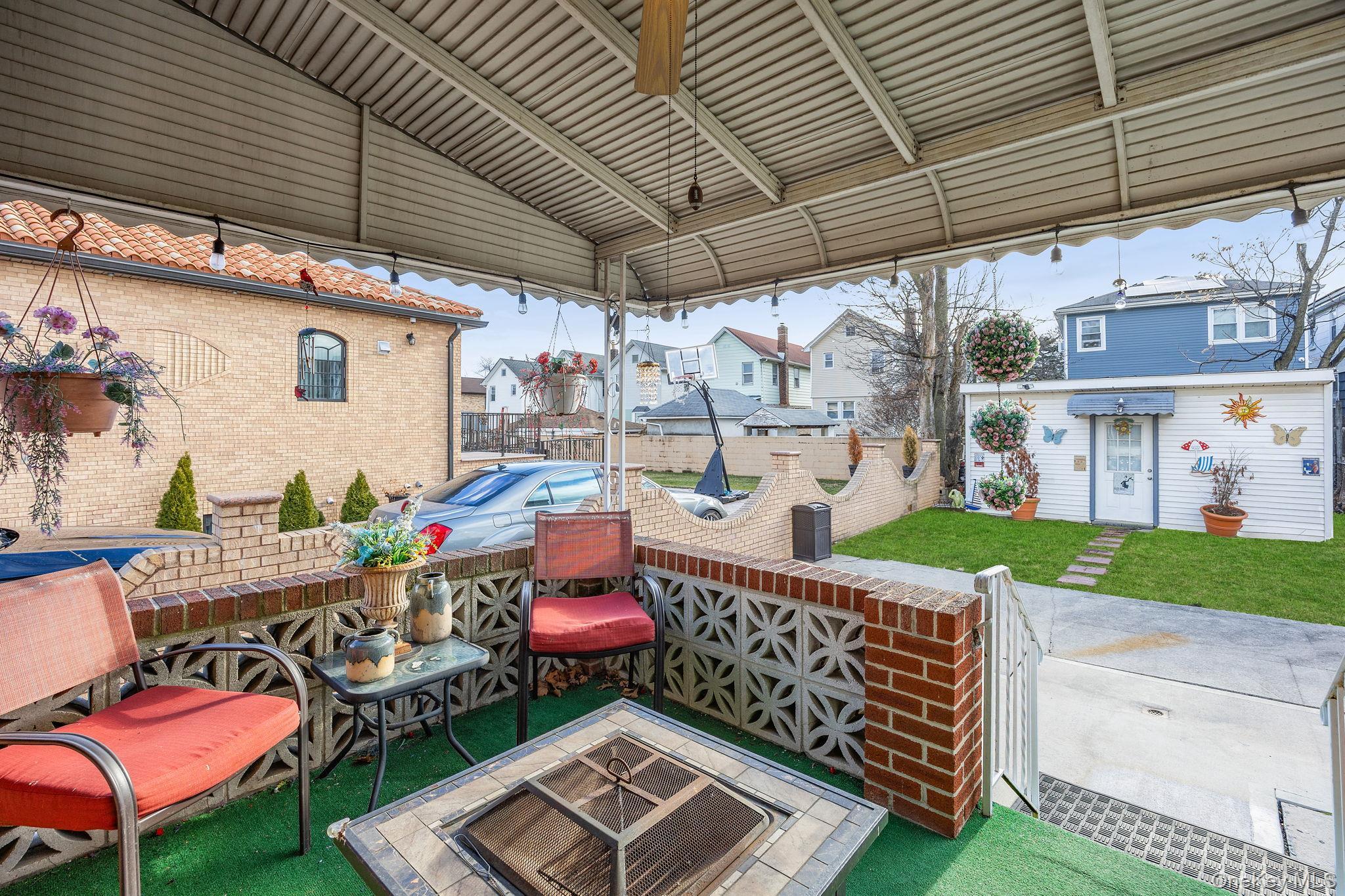 Single Family Bristol  Queens, NY 11417, MLS-950208-19