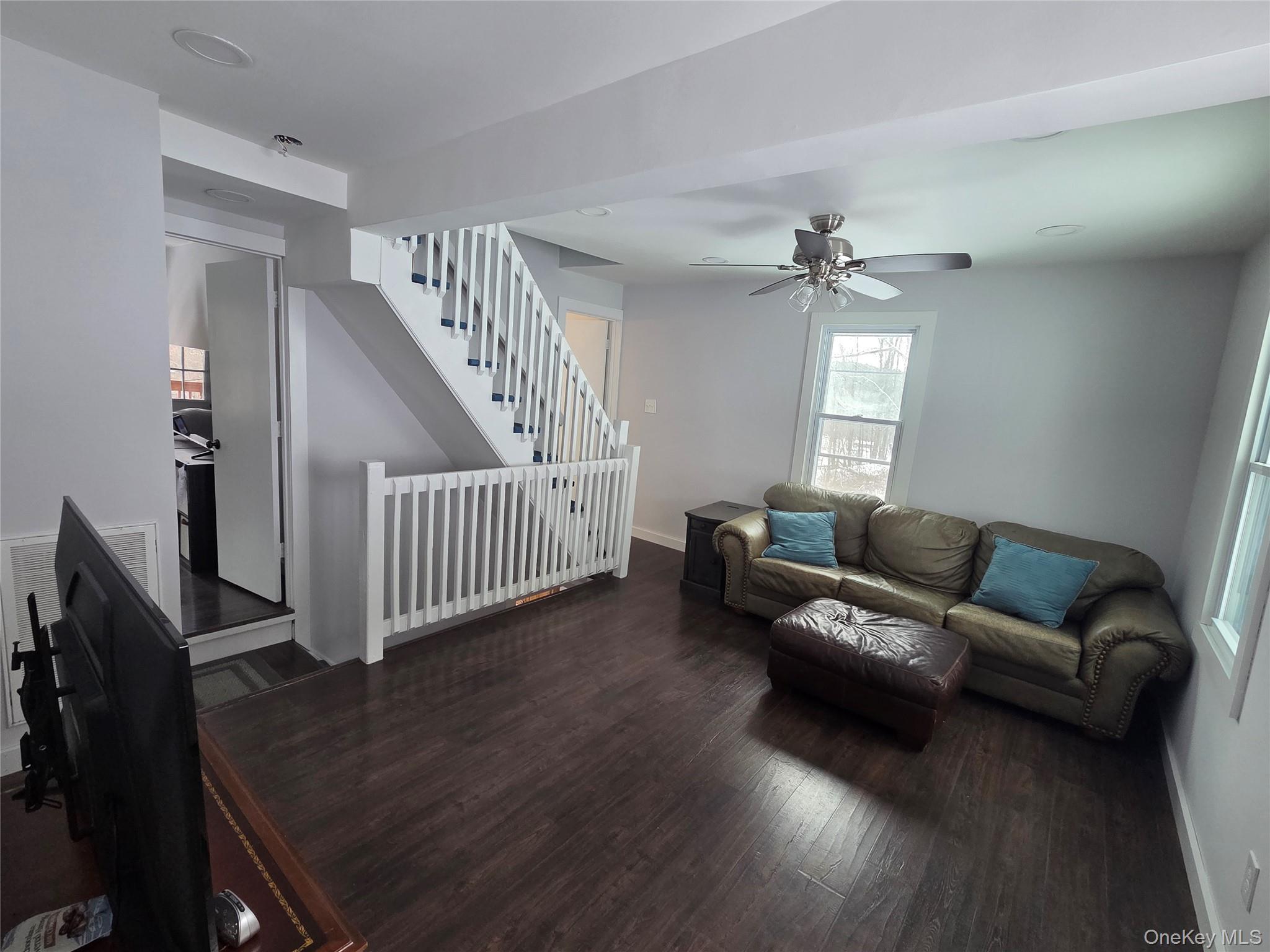 Single Family Cottekill  Ulster County, NY 12419, MLS-950216-4