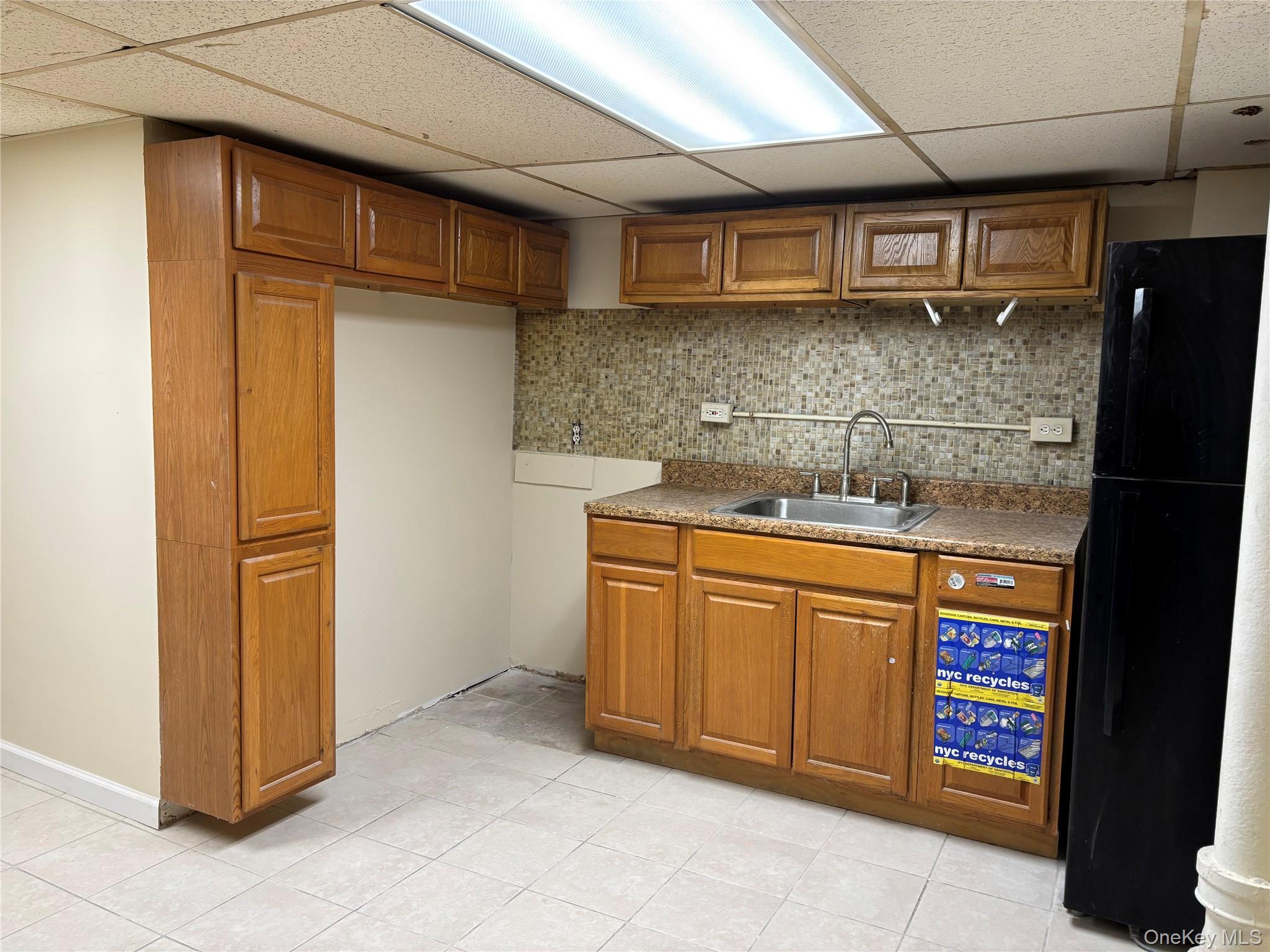 Single Family 221st  Queens, NY 11413, MLS-950230-36