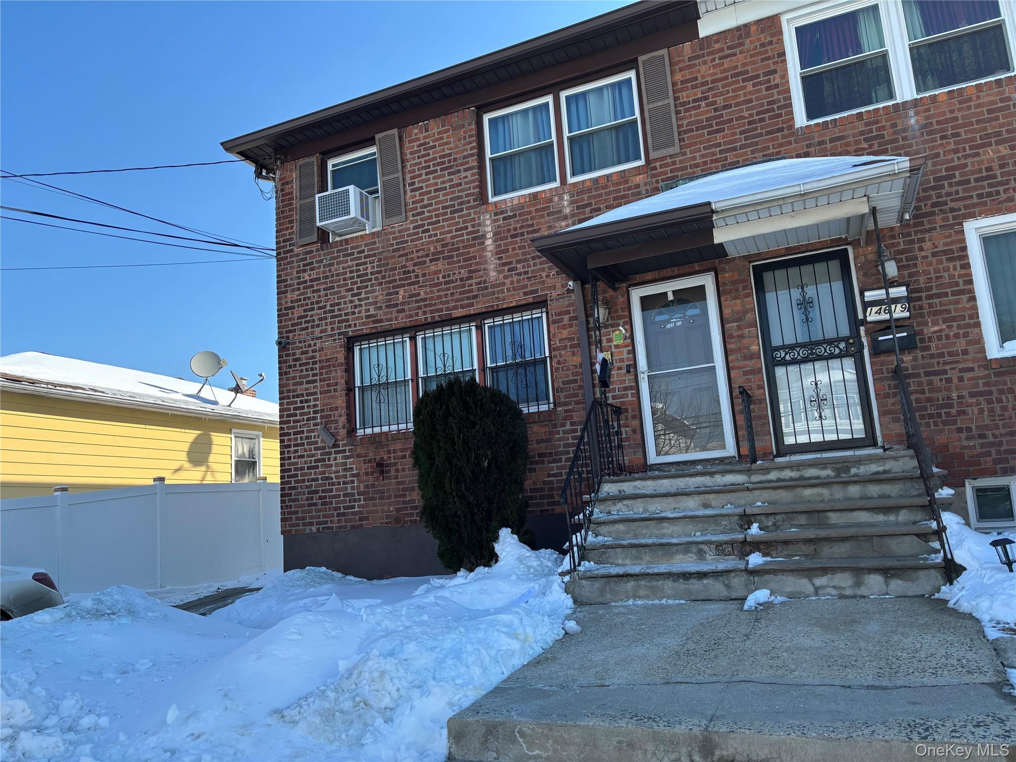 Single Family 221st  Queens, NY 11413, MLS-950230-48