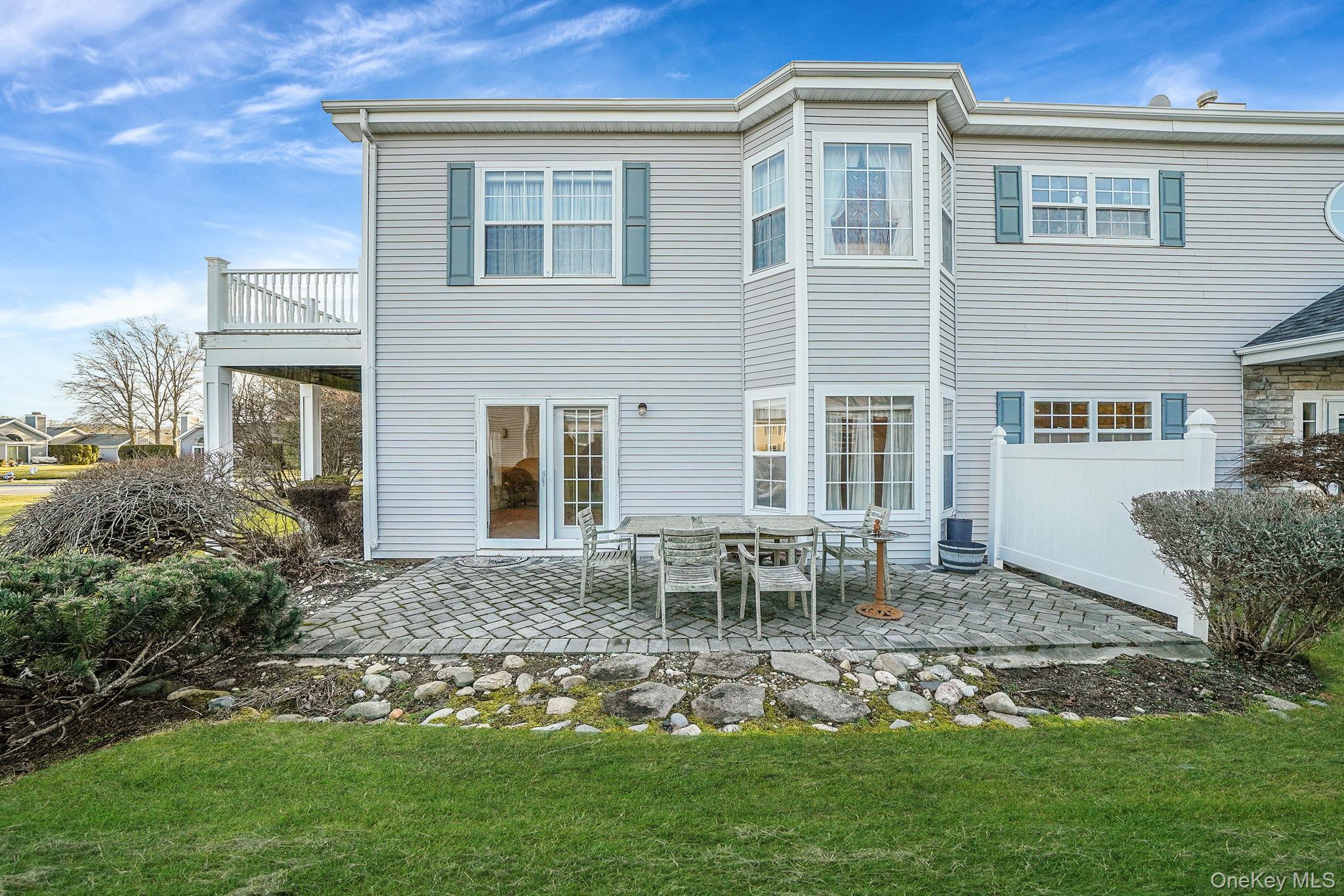 Condo Mirror Pond  Suffolk County, NY 11955, MLS-950265-22