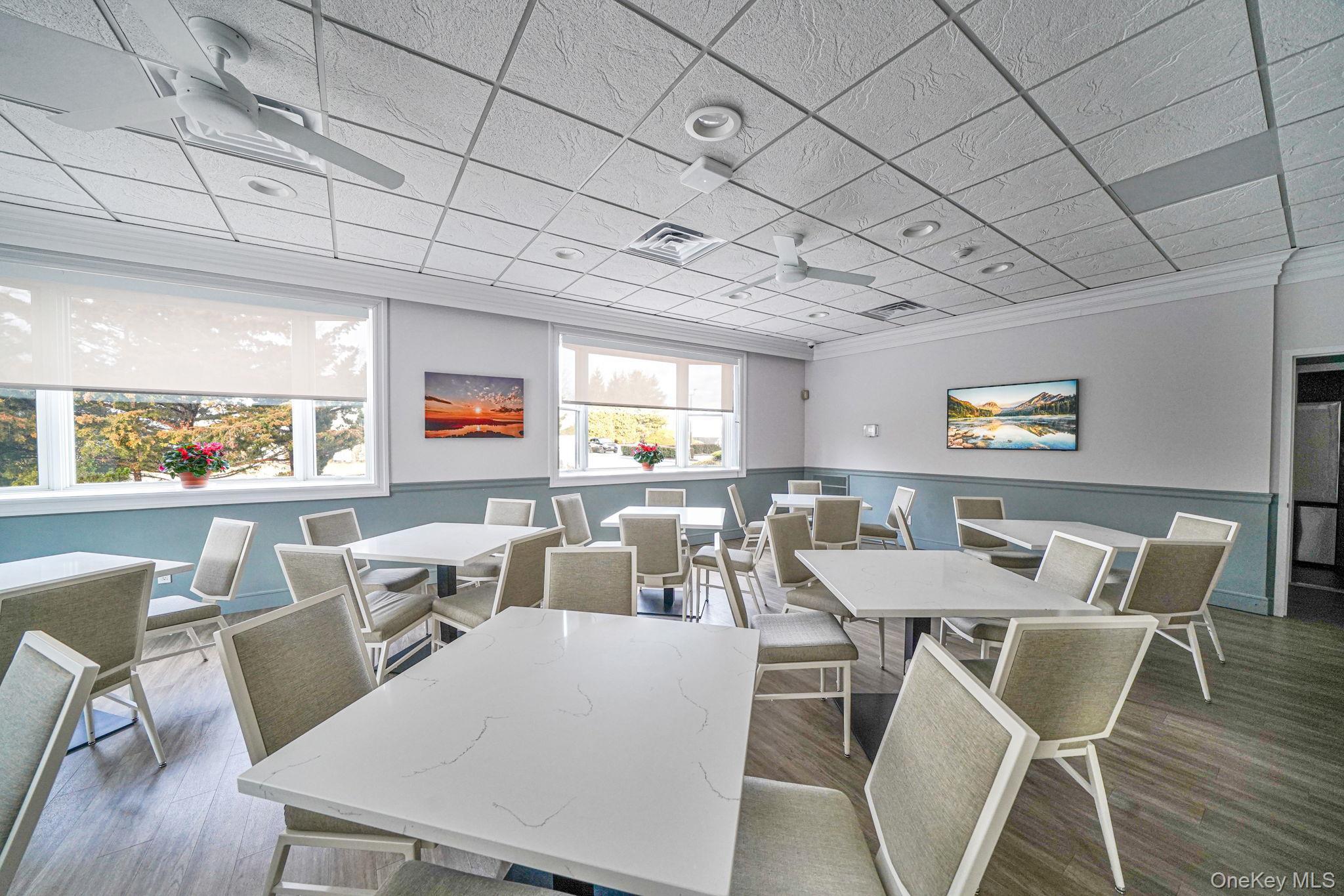 Condo Mirror Pond  Suffolk County, NY 11955, MLS-950265-27