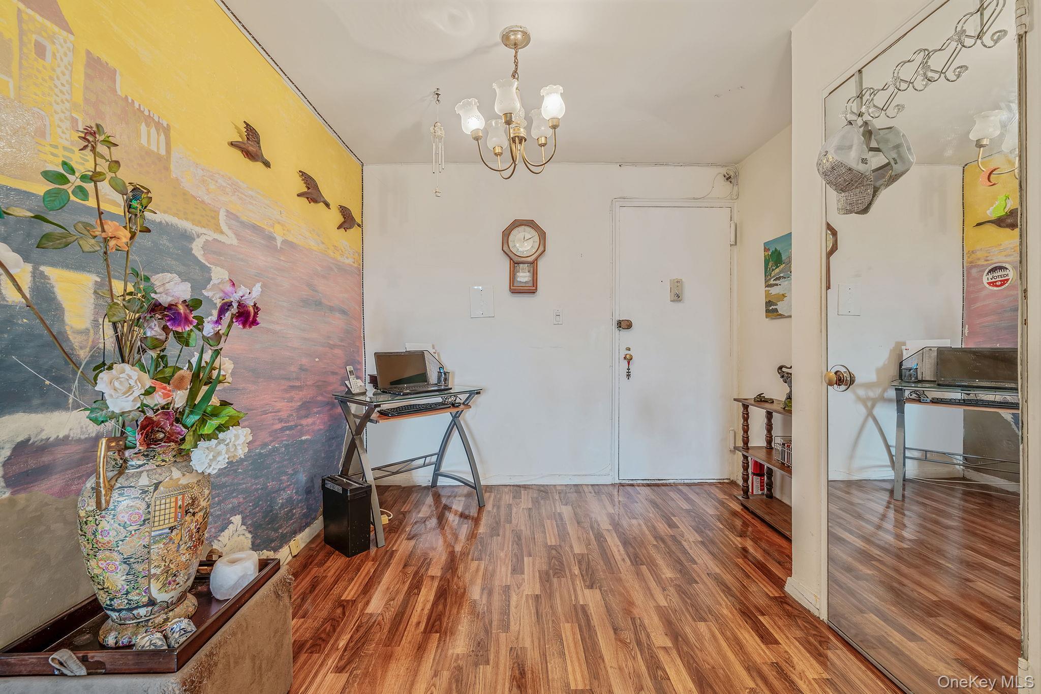 Coop Little Neck  Queens, NY 11362, MLS-950294-10