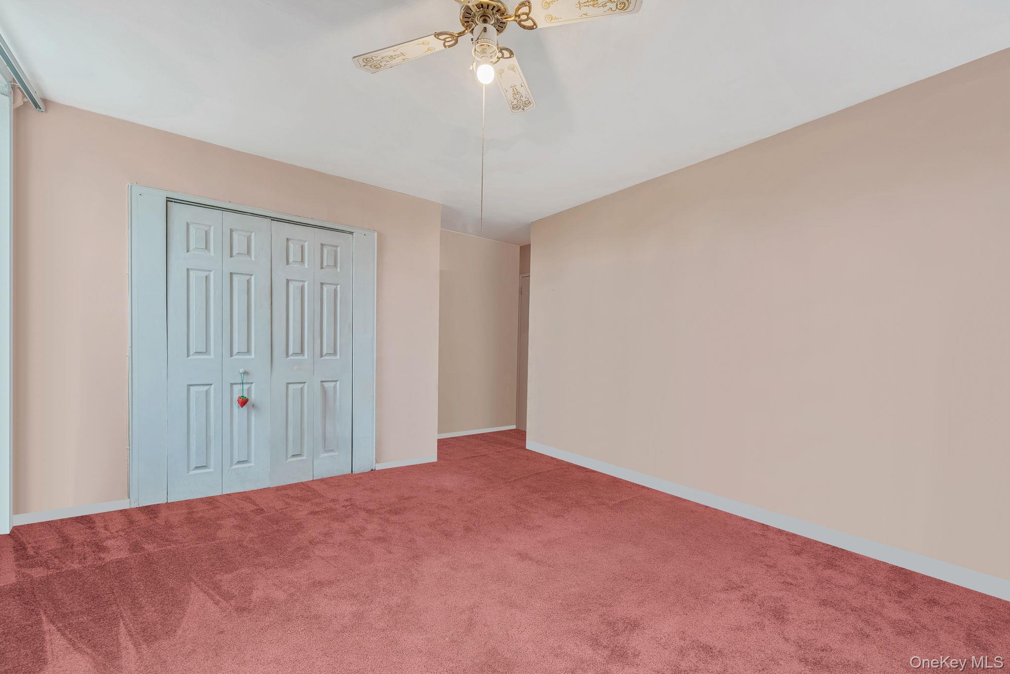 Coop Little Neck  Queens, NY 11362, MLS-950294-28