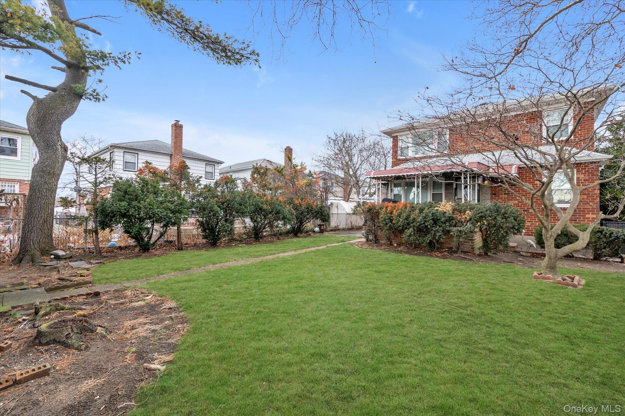 Single Family 80th  Queens, NY 11417, MLS-950295-28