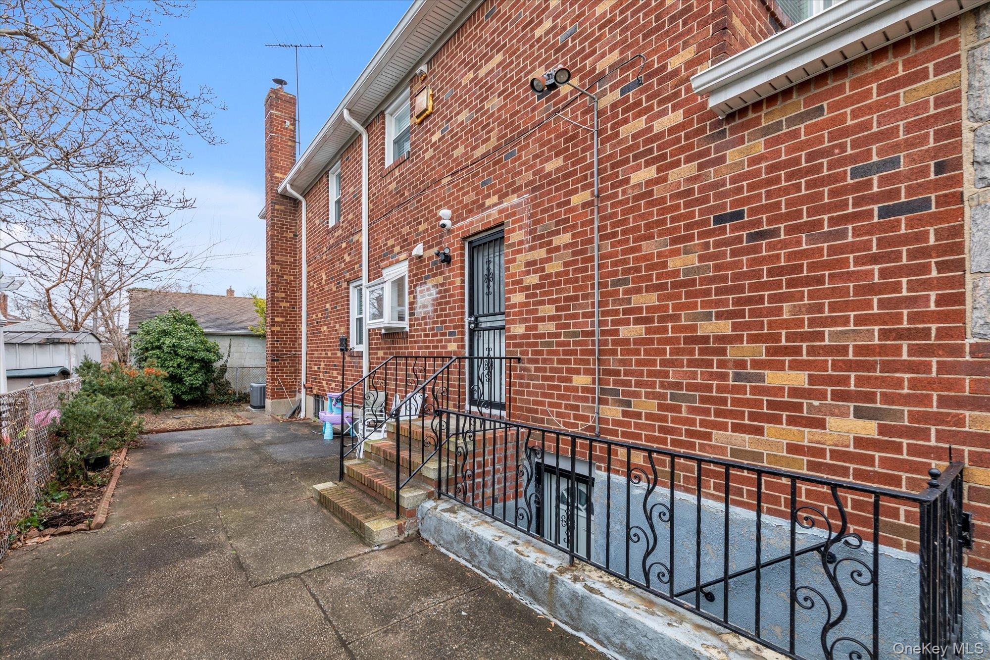 Single Family 80th  Queens, NY 11417, MLS-950295-31