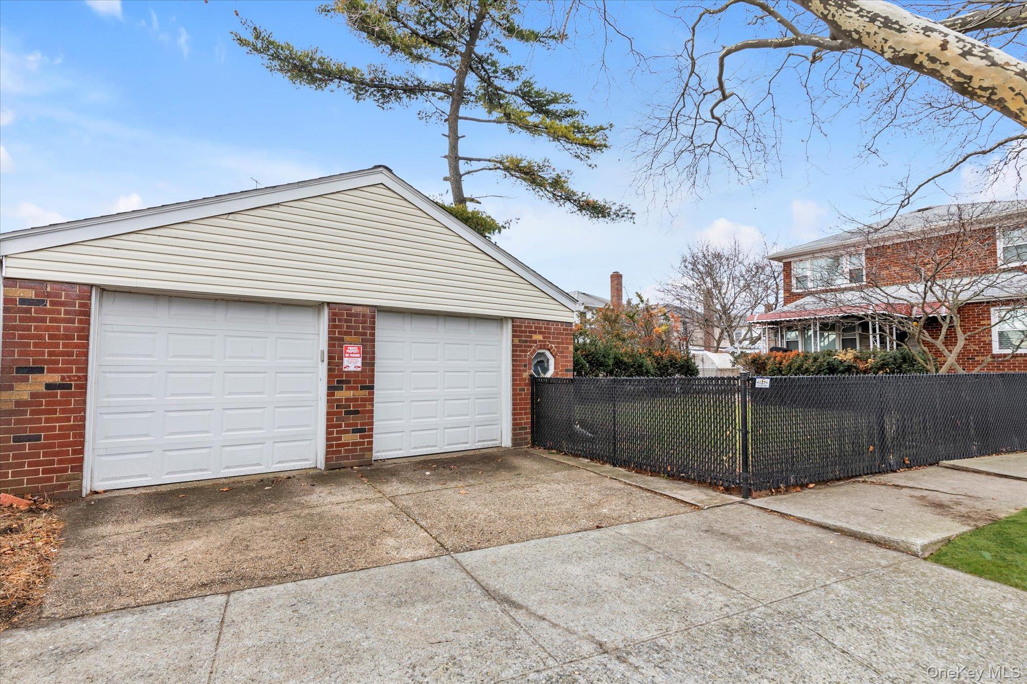 Single Family 80th  Queens, NY 11417, MLS-950295-32