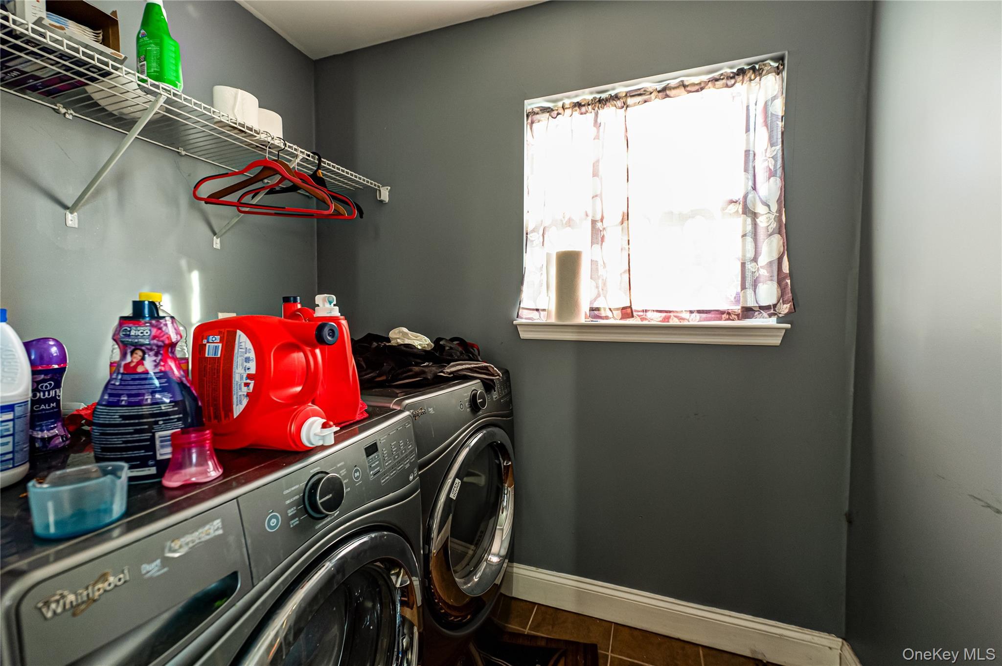 Single Family Chauncey Suffolk County, NY 11727, MLS-950335-15