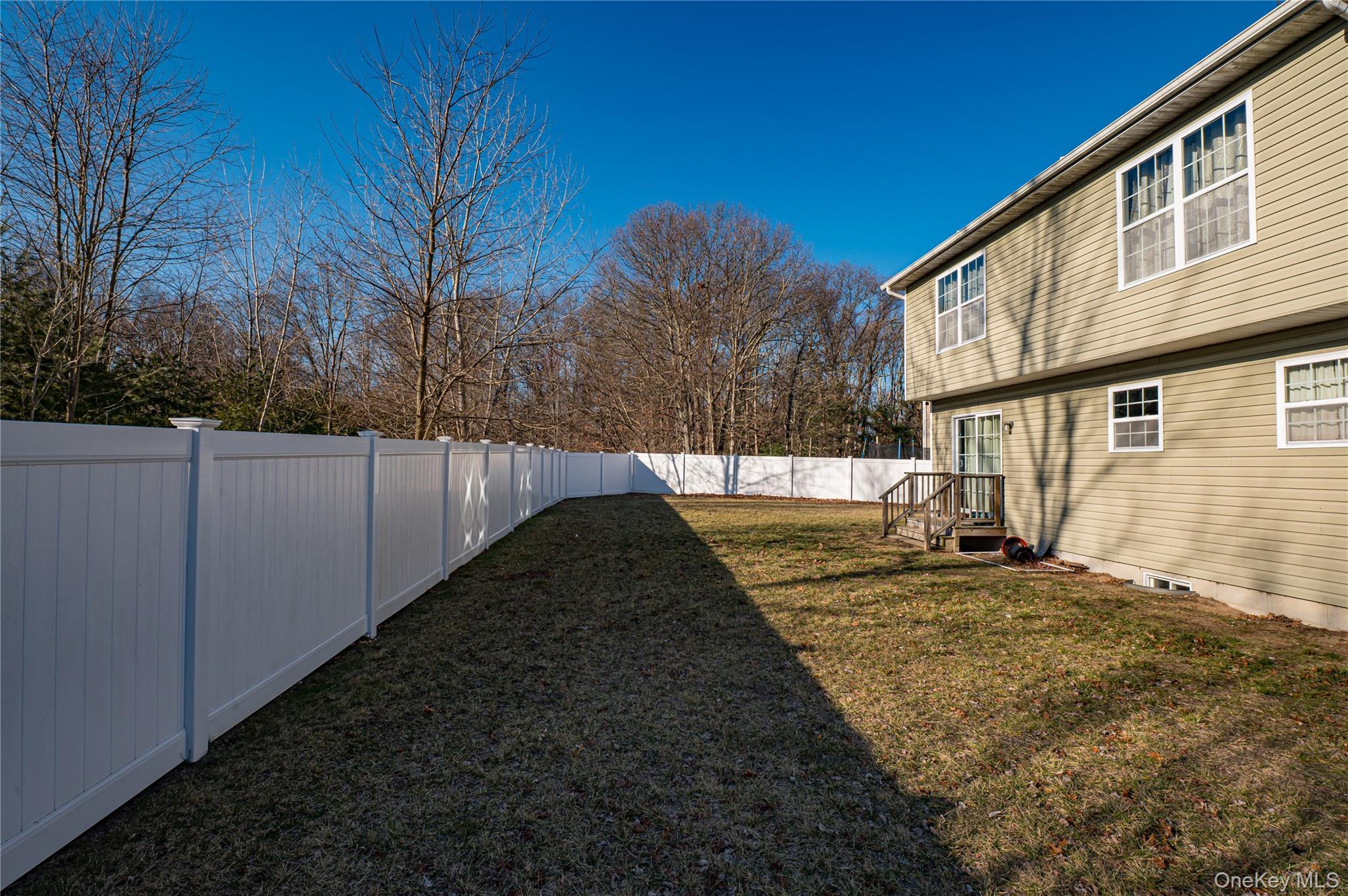 Single Family Chauncey Suffolk County, NY 11727, MLS-950335-19