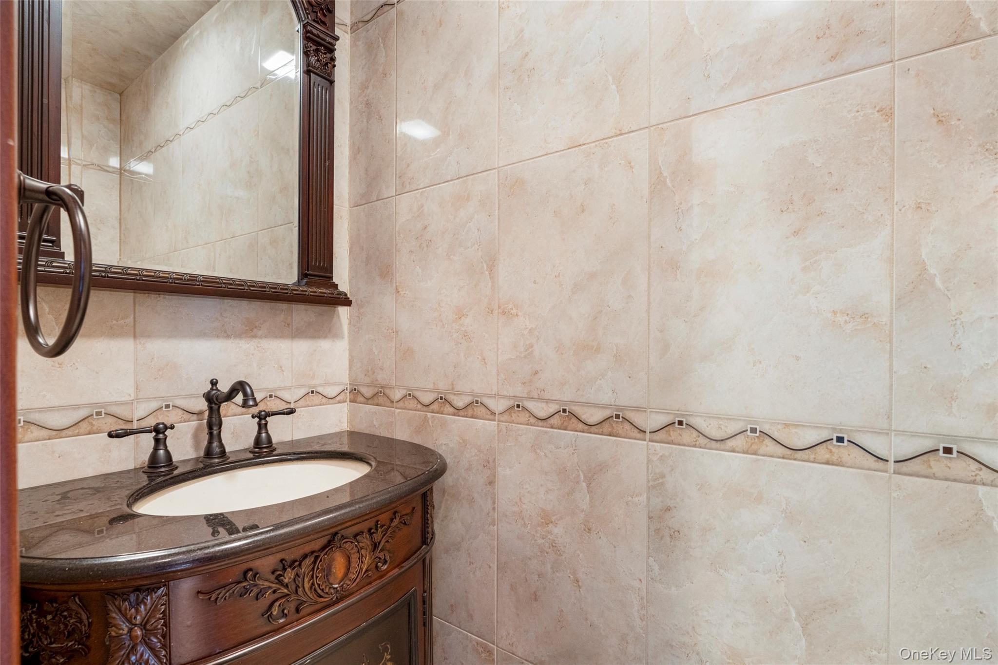 Single Family Dean Bronx, NY 10465, MLS-950356-18