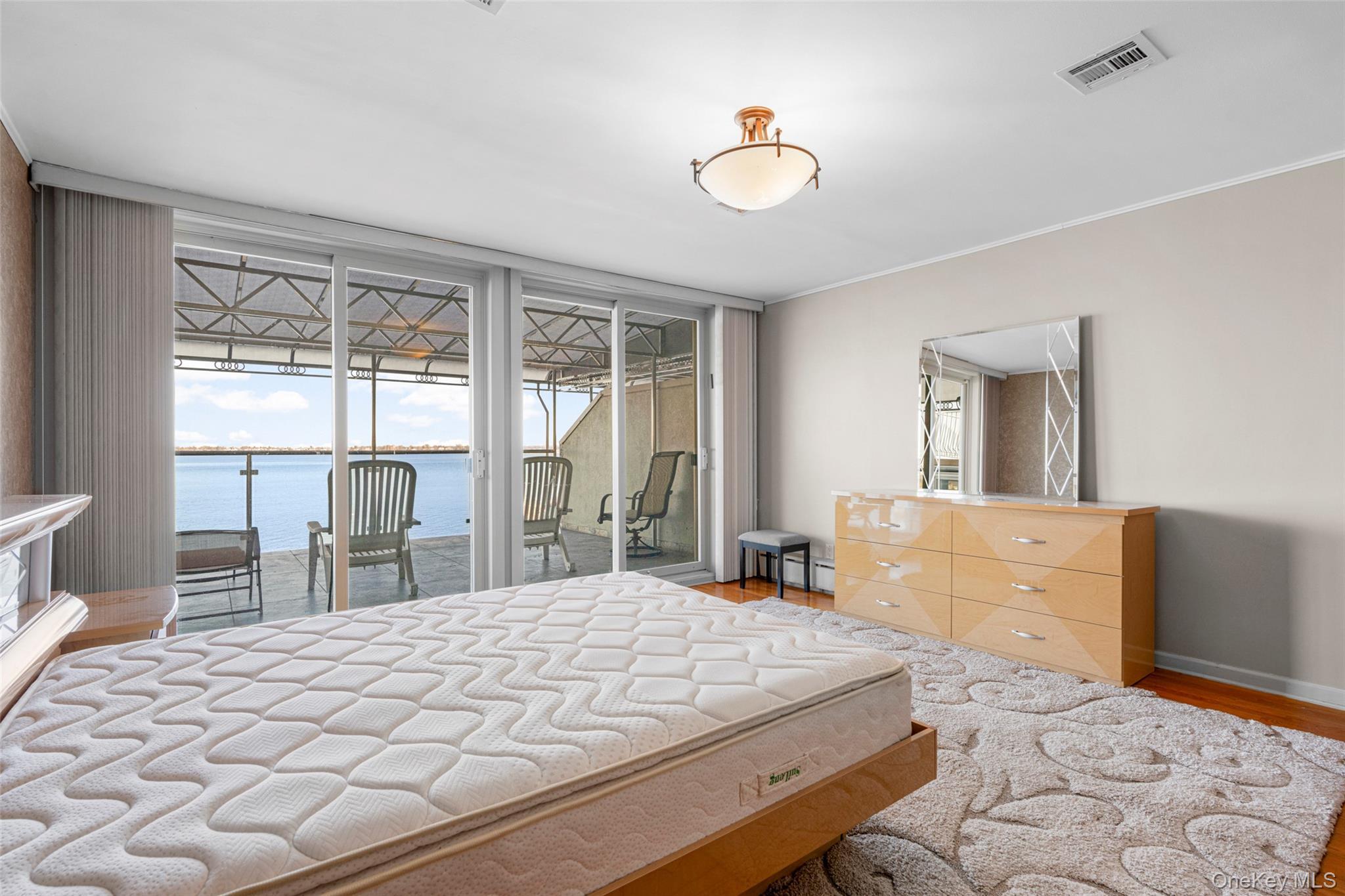 Single Family Dean Bronx, NY 10465, MLS-950356-20