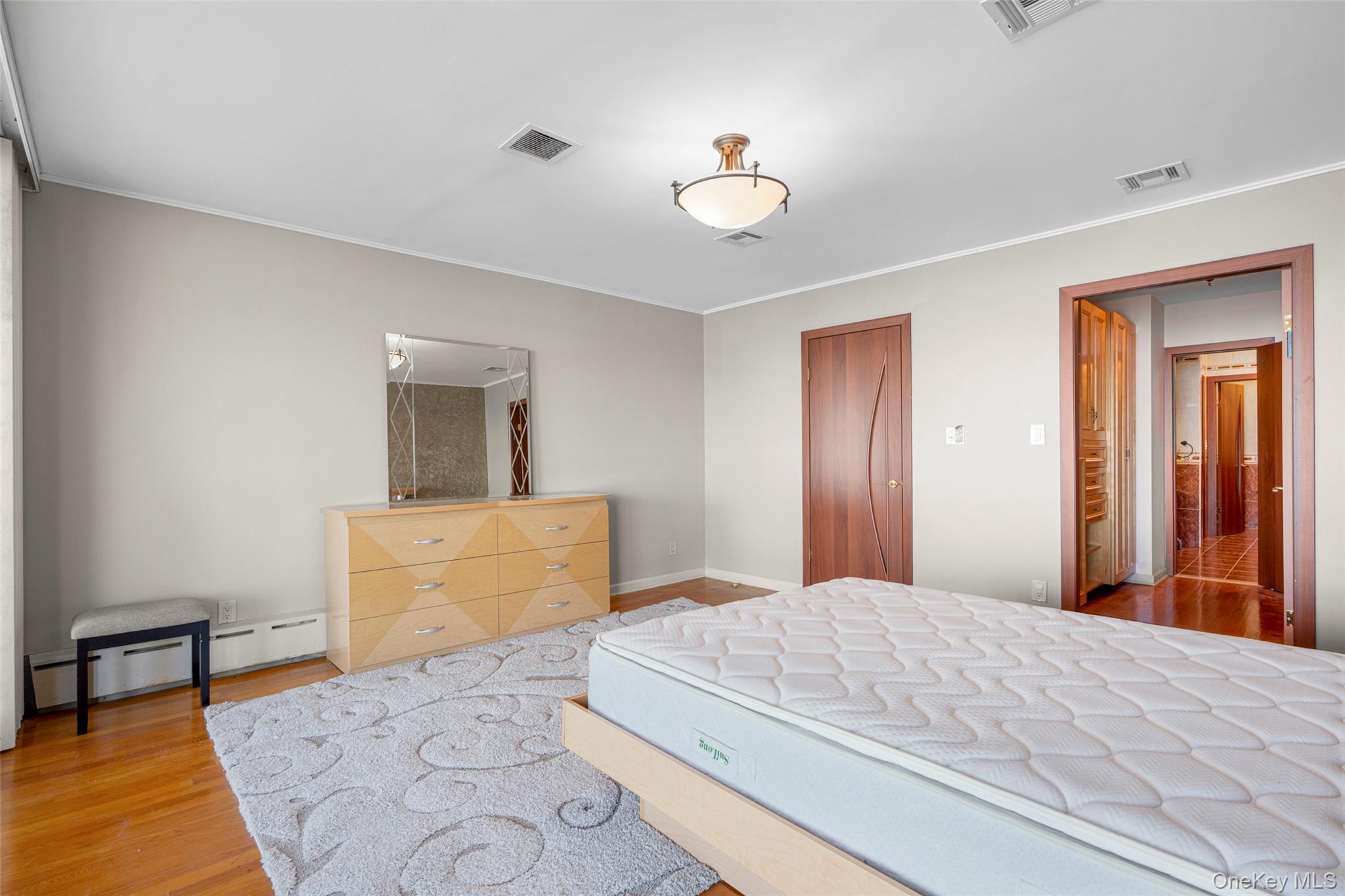 Single Family Dean Bronx, NY 10465, MLS-950356-22
