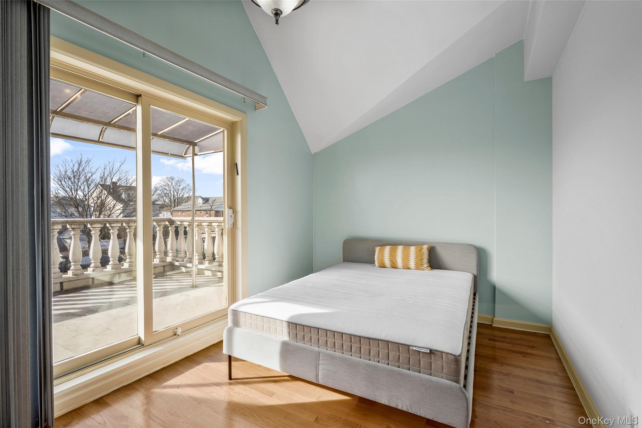 Single Family Dean Bronx, NY 10465, MLS-950356-32