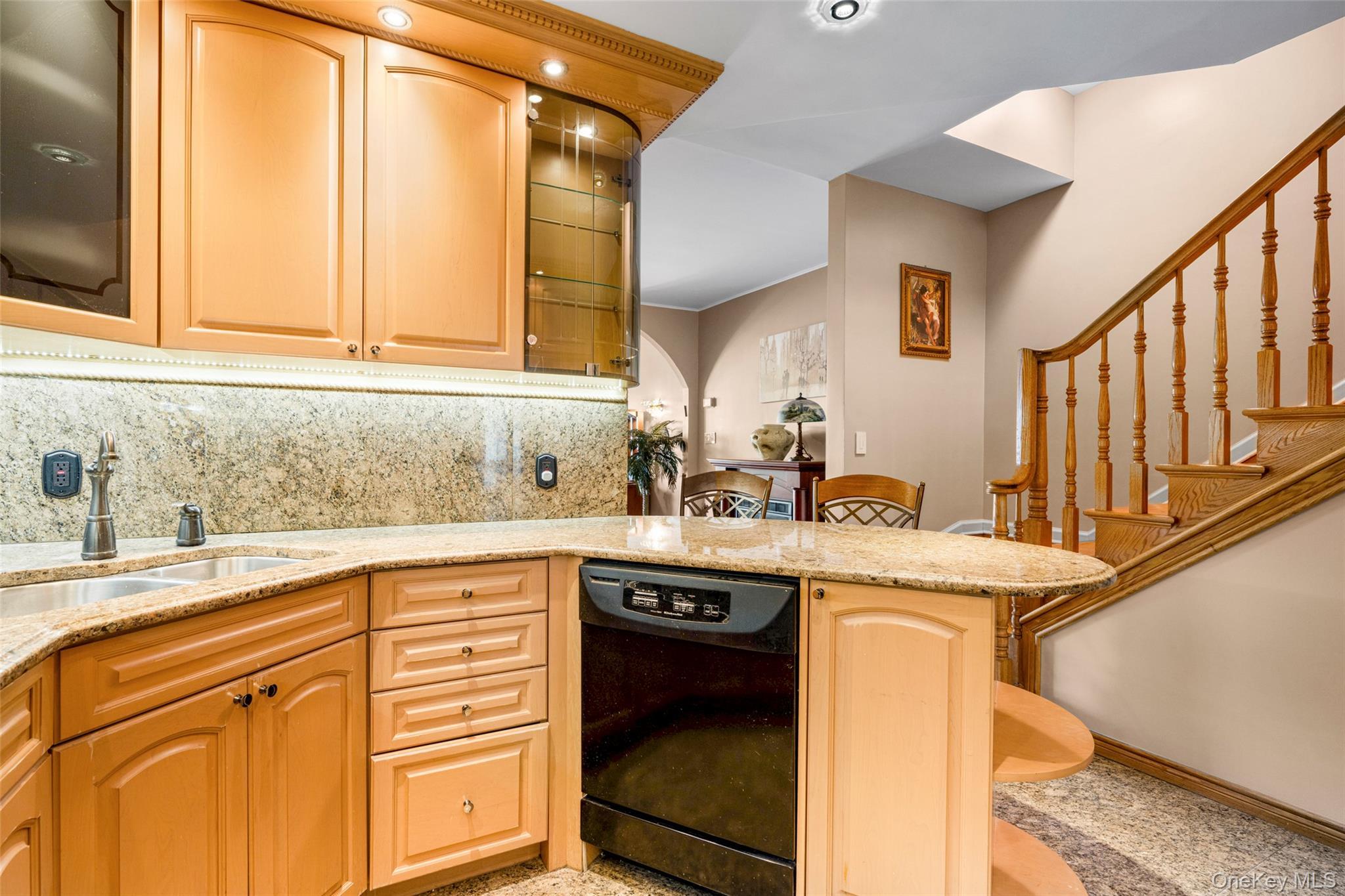 Single Family Dean Bronx, NY 10465, MLS-950356-8