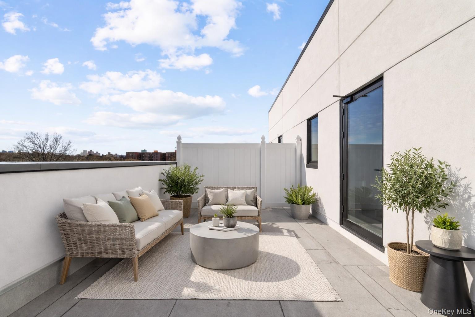 Condo Northern  Queens, NY 11354, MLS-950357-2