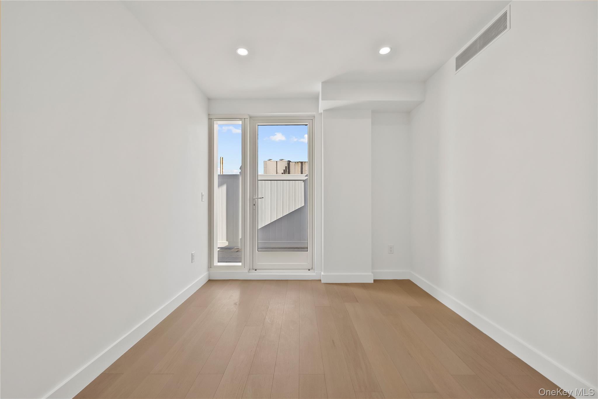 Condo Northern  Queens, NY 11354, MLS-950357-25