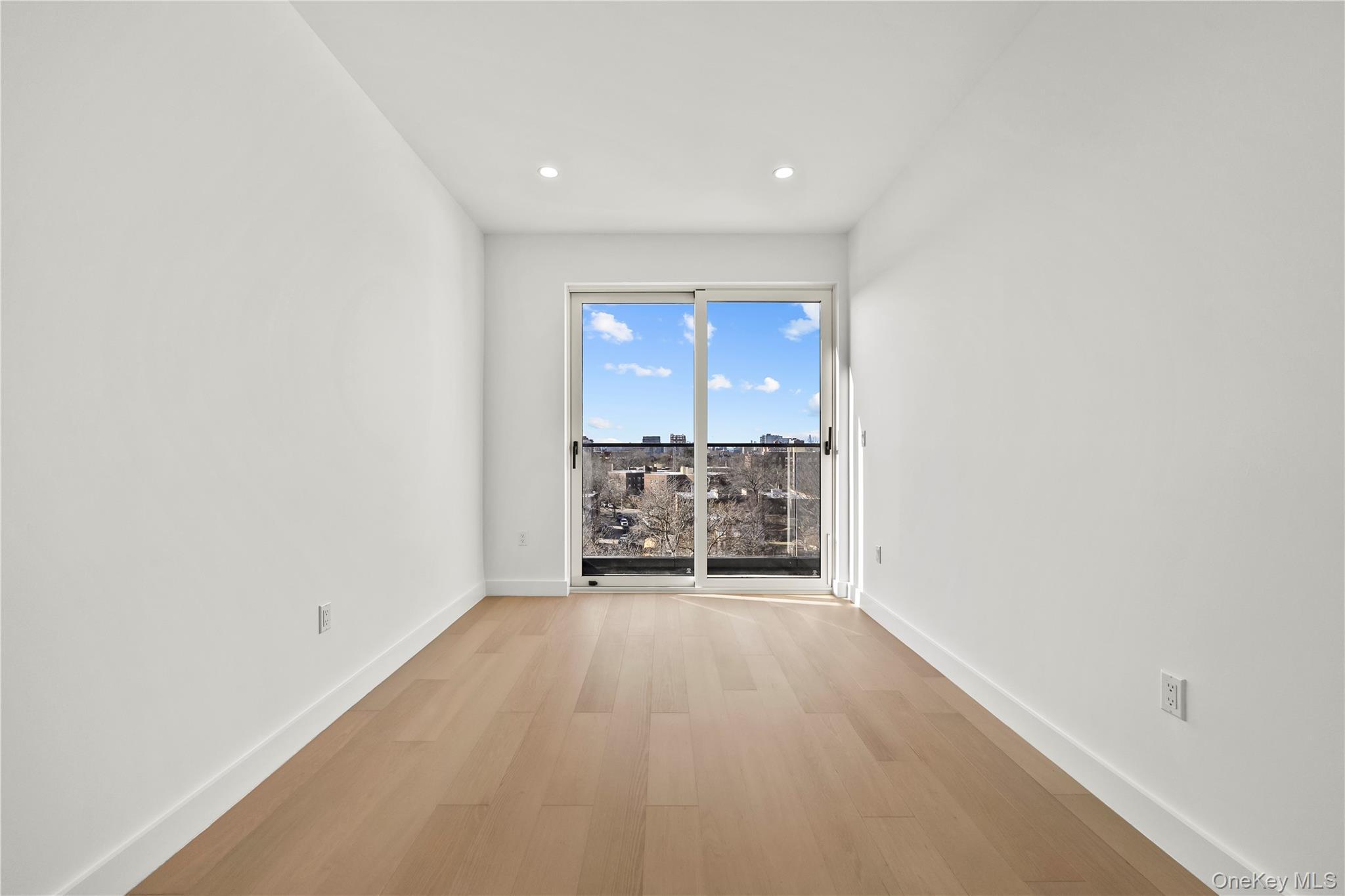 Condo Northern  Queens, NY 11354, MLS-950359-12