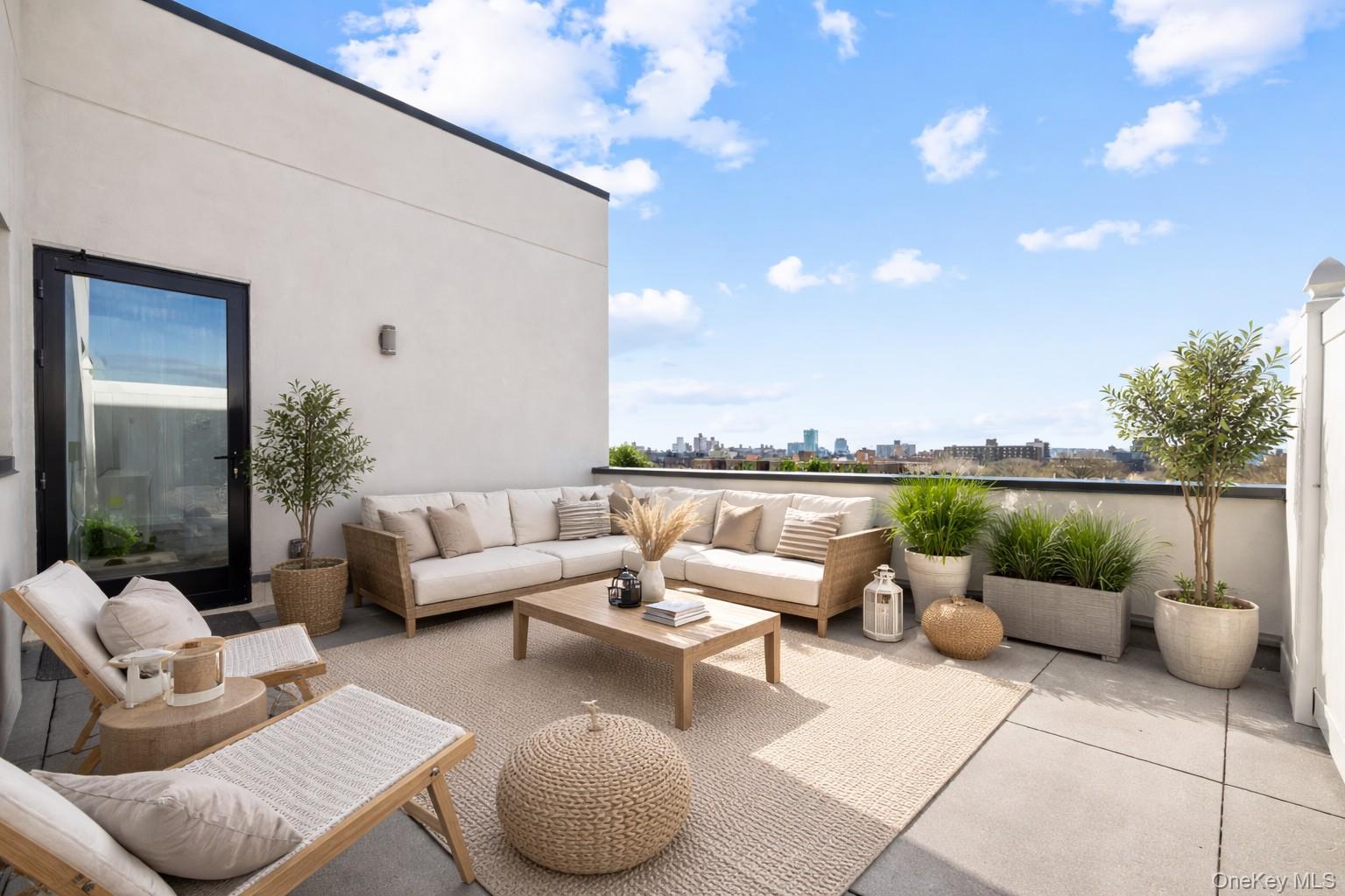 Condo Northern  Queens, NY 11354, MLS-950359-3