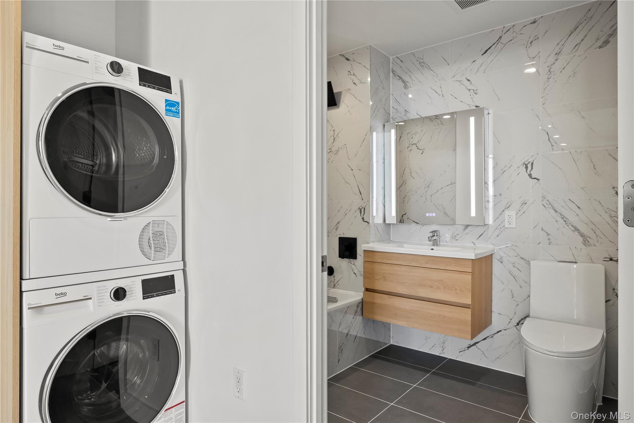 Condo Northern  Queens, NY 11354, MLS-950359-5