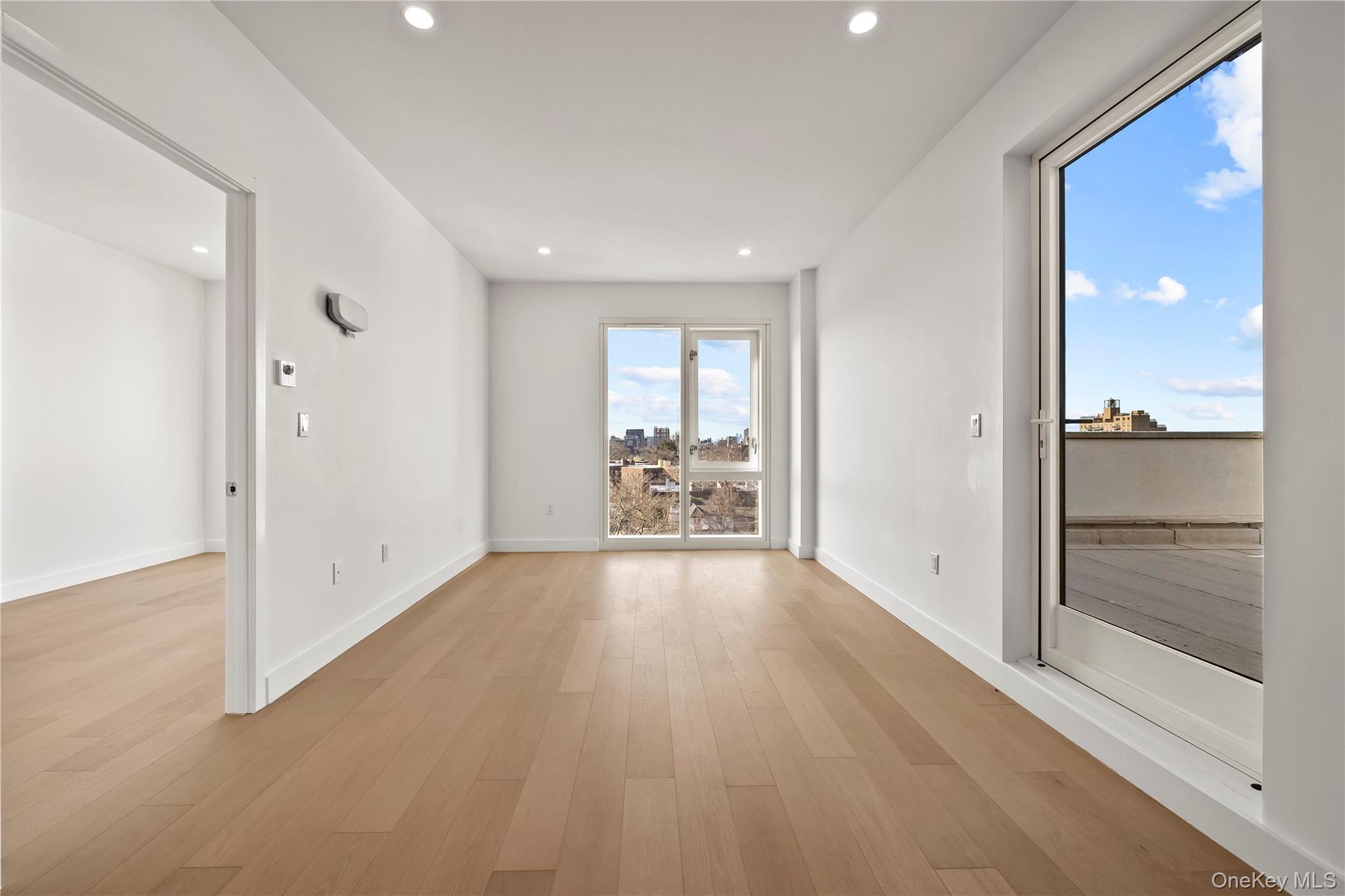 Condo Northern  Queens, NY 11354, MLS-950359-6