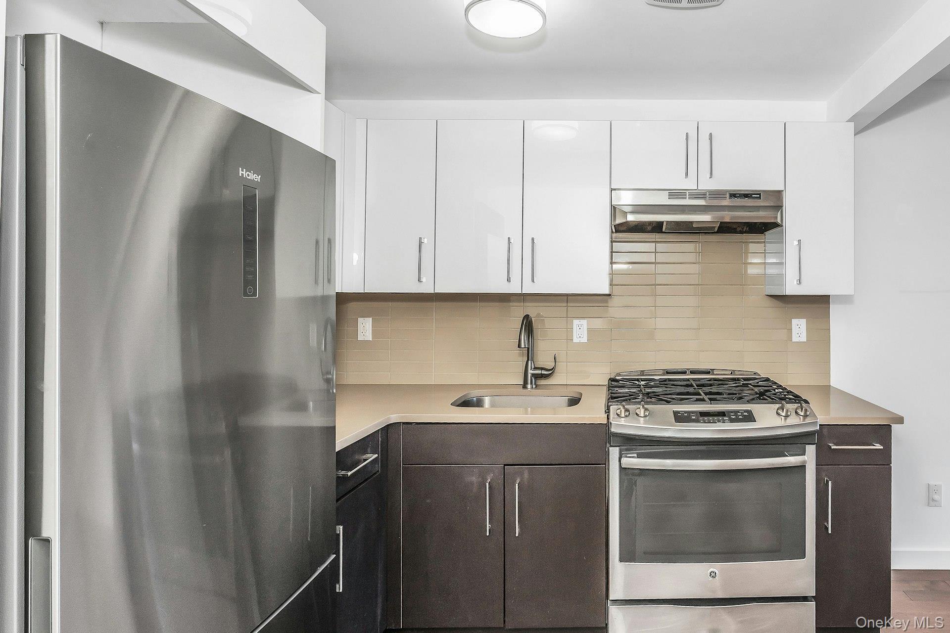 Condo 214th Queens, NY 11361, MLS-950373-6