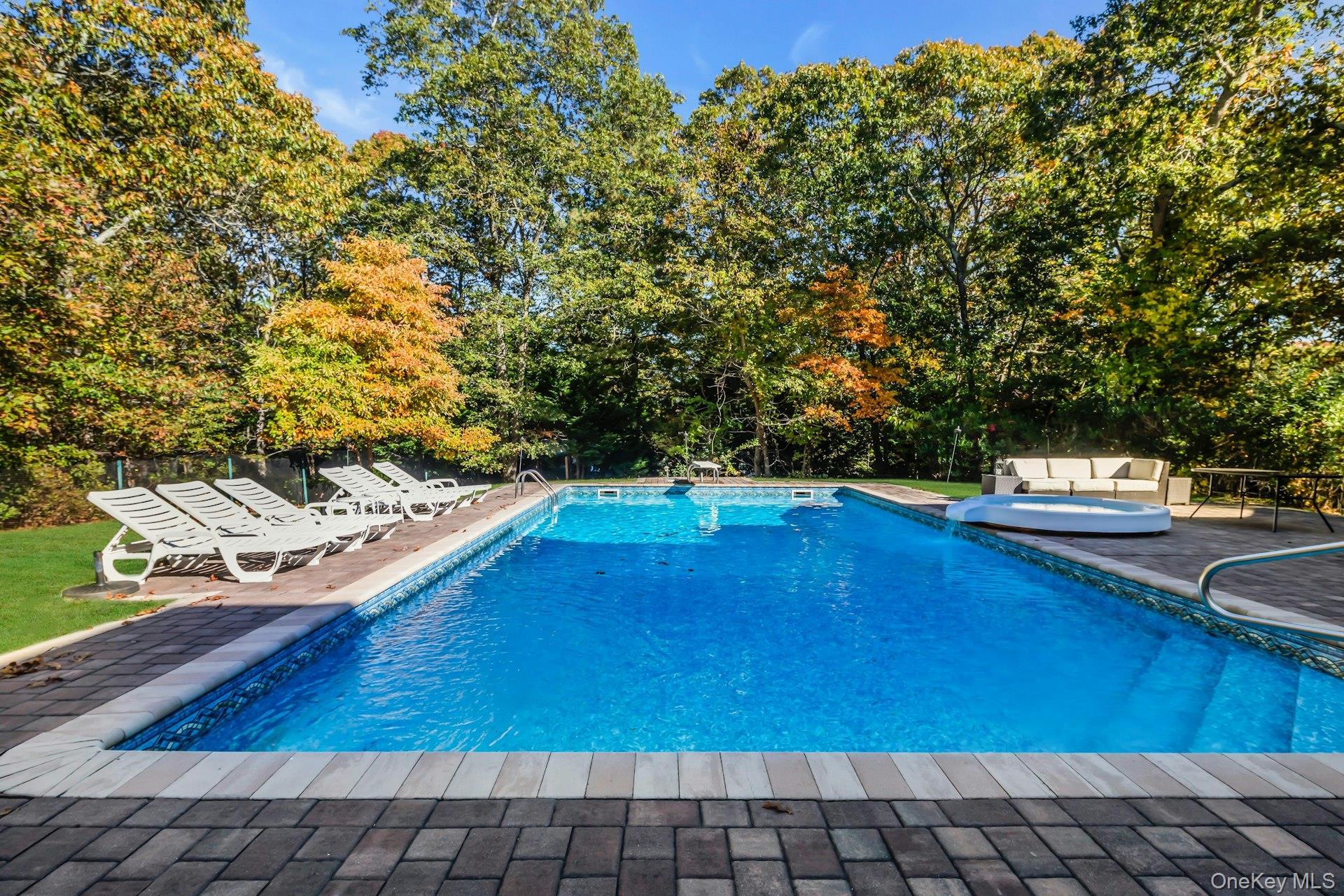 Single Family Bay Woods Drive  Suffolk County, NY 11946, MLS-950375-44