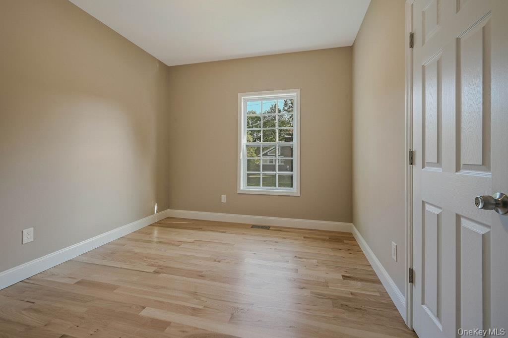 Single Family Second  Suffolk County, NY 11955, MLS-950404-19