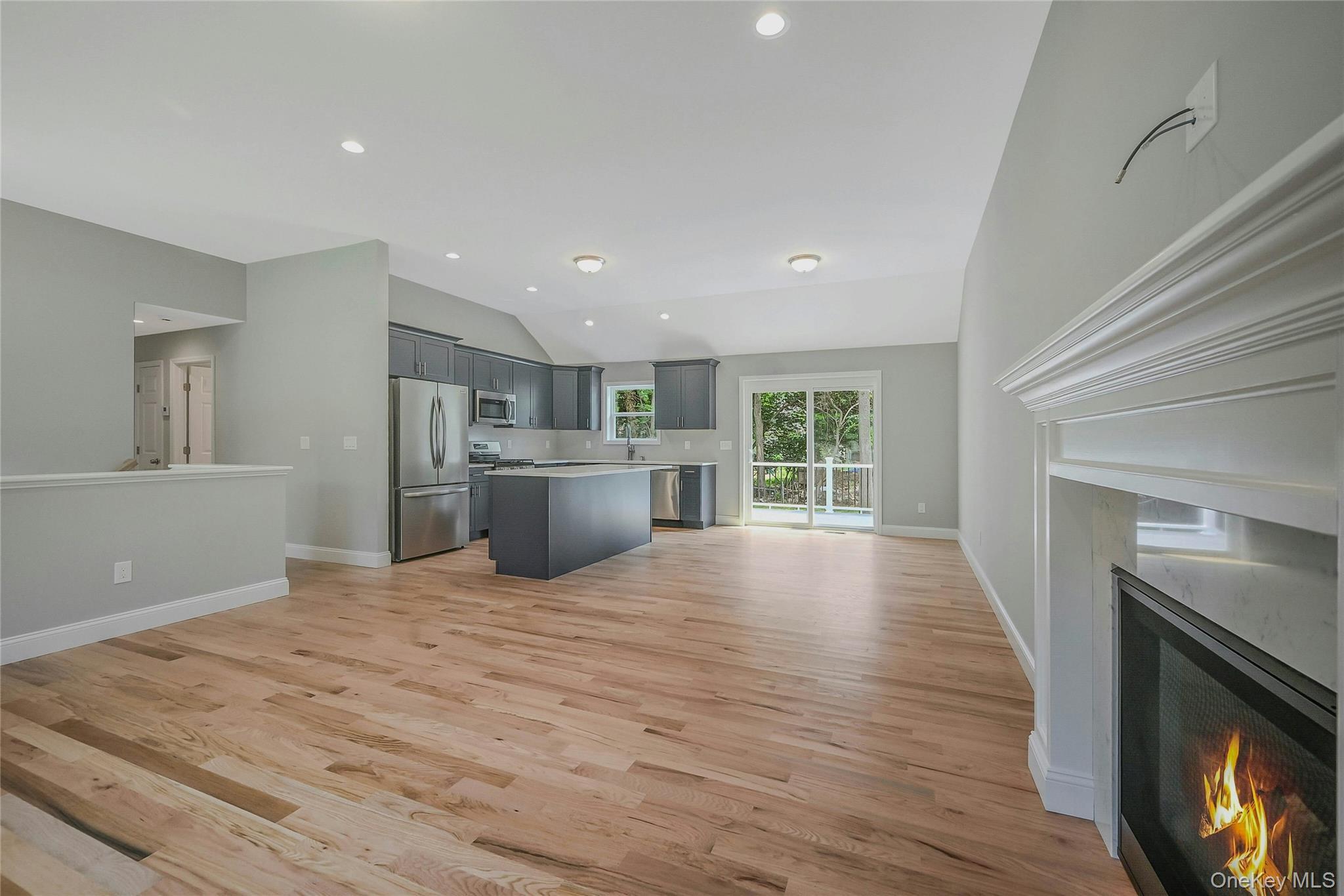 Single Family Second  Suffolk County, NY 11955, MLS-950404-8