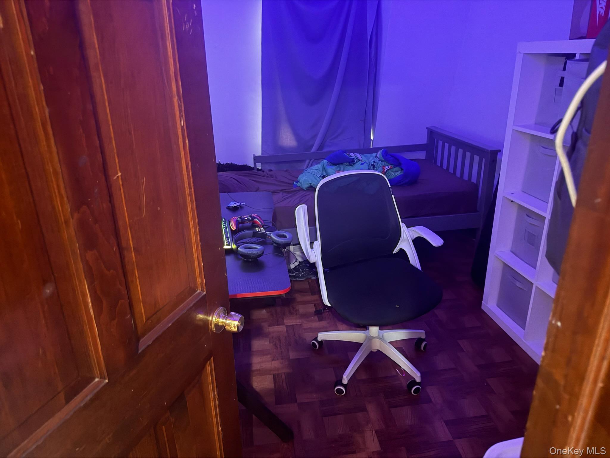 Single Family Calhoun  Bronx, NY 10465, MLS-950421-12